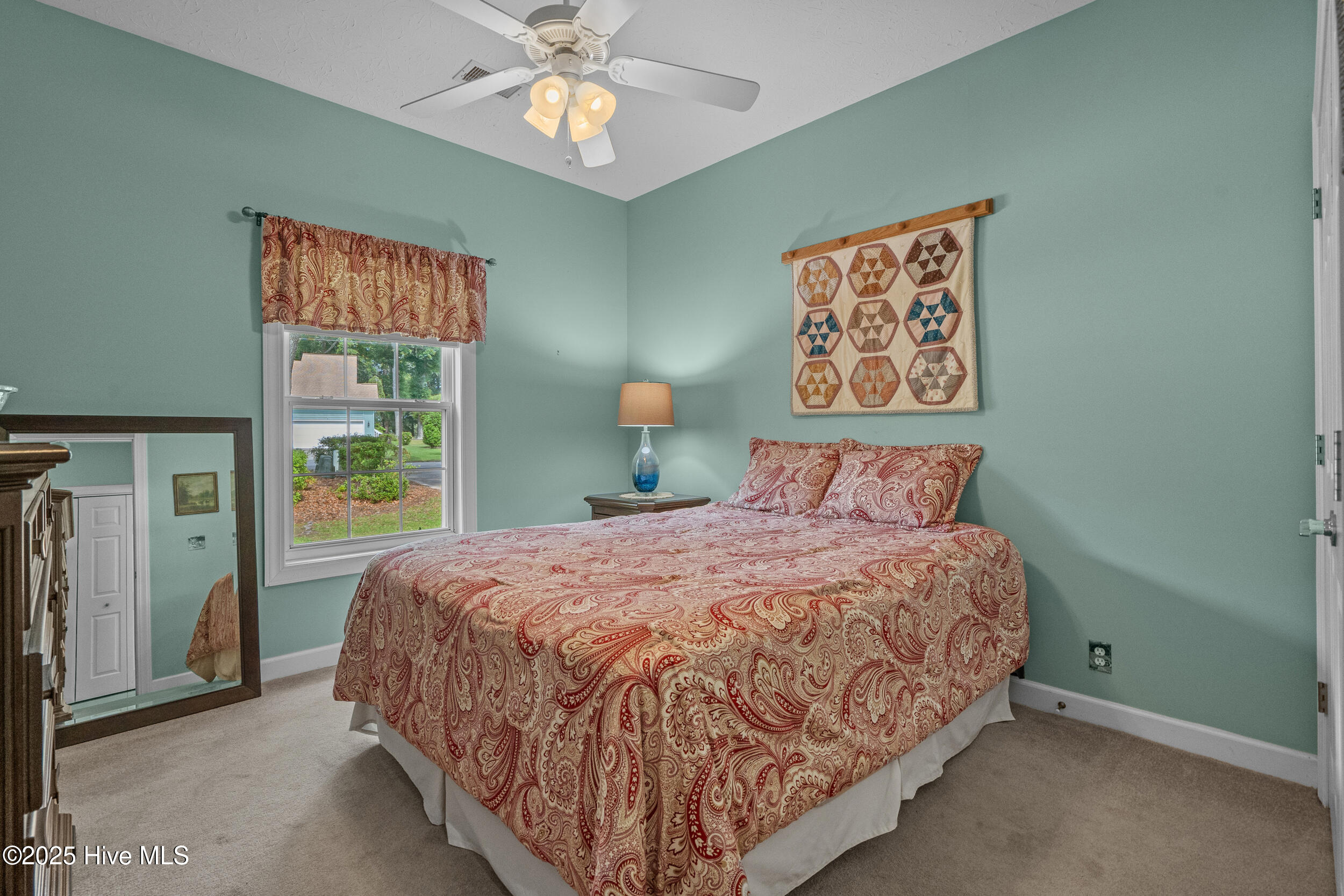 100508973 | Photo 34