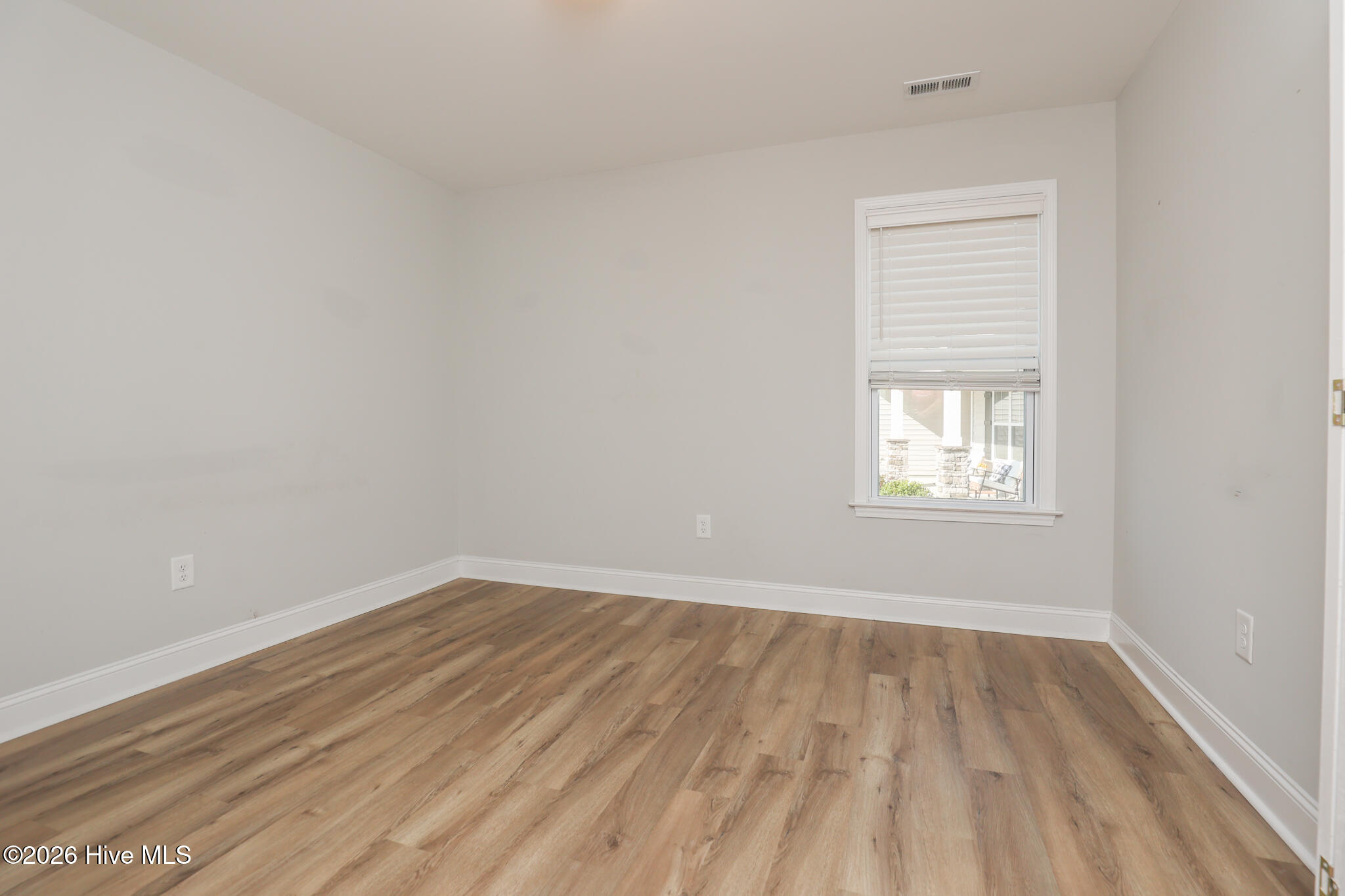 100559393 | Photo 20