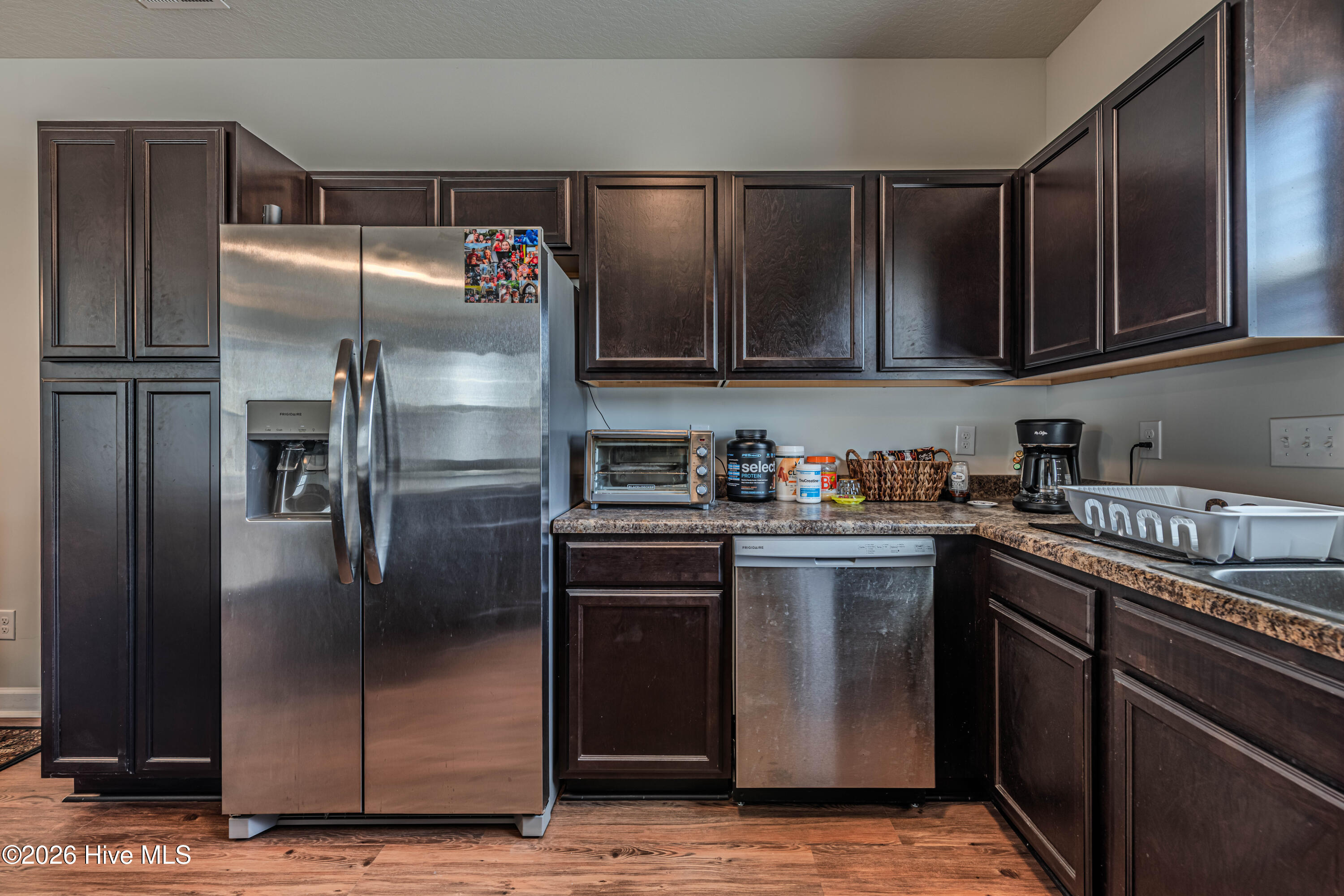 100565496 | Photo 10