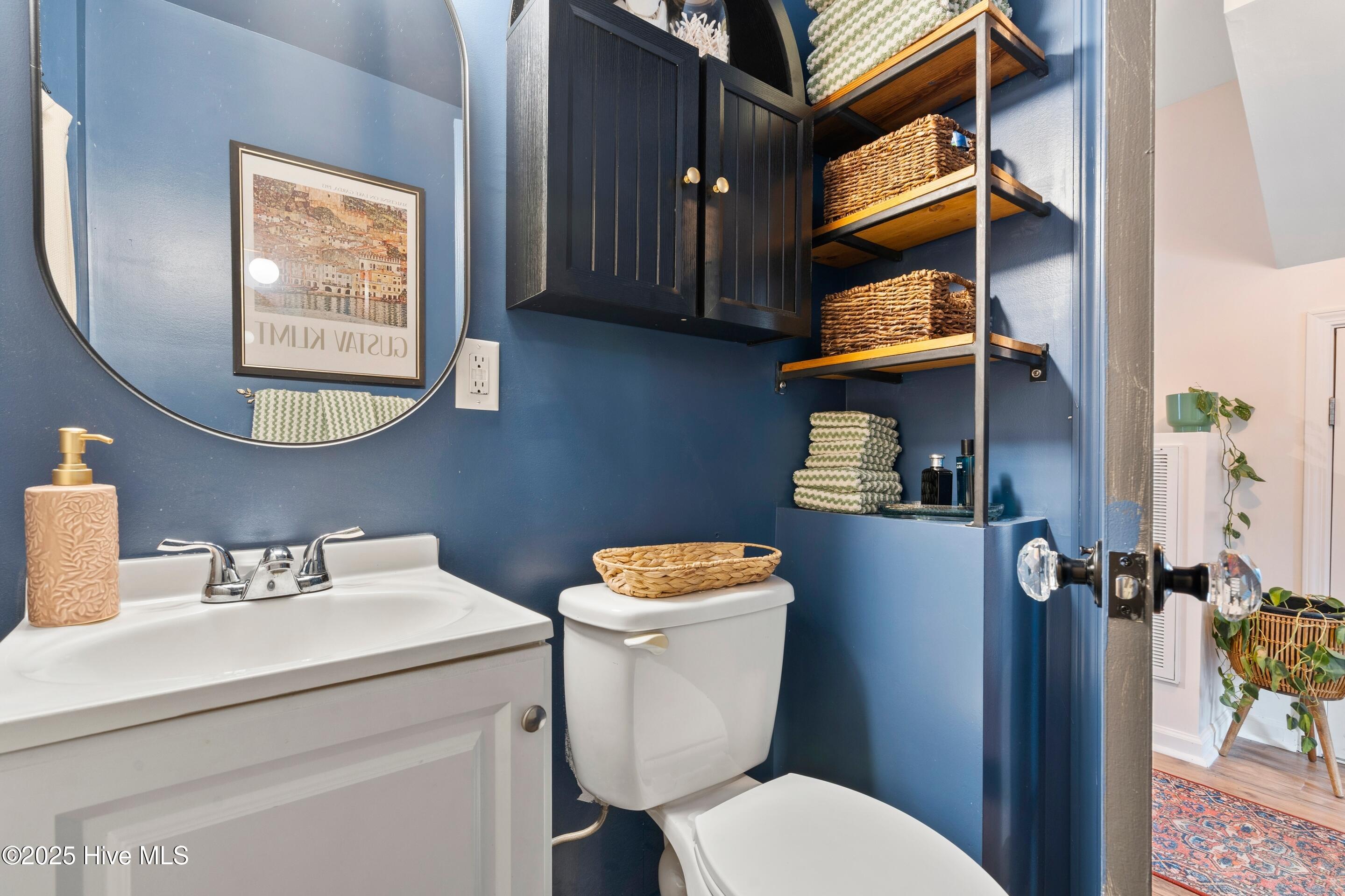 100546242 | Photo 17