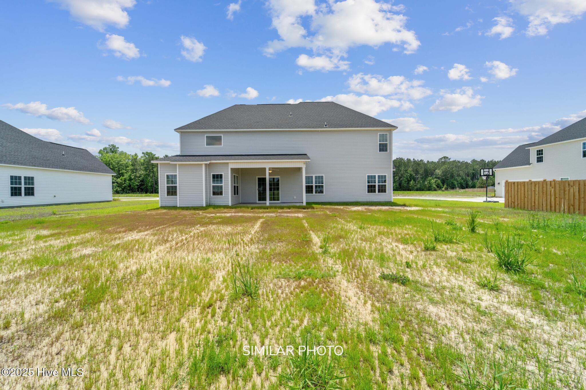 100543824 | Photo 34