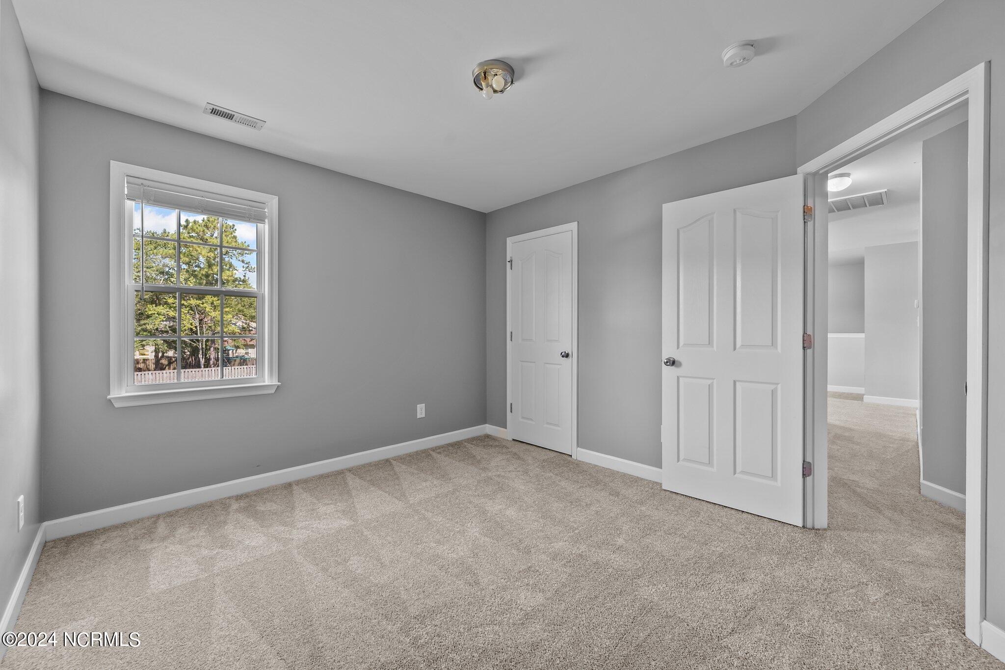 210 Wedgefield Circle,Maple Hill