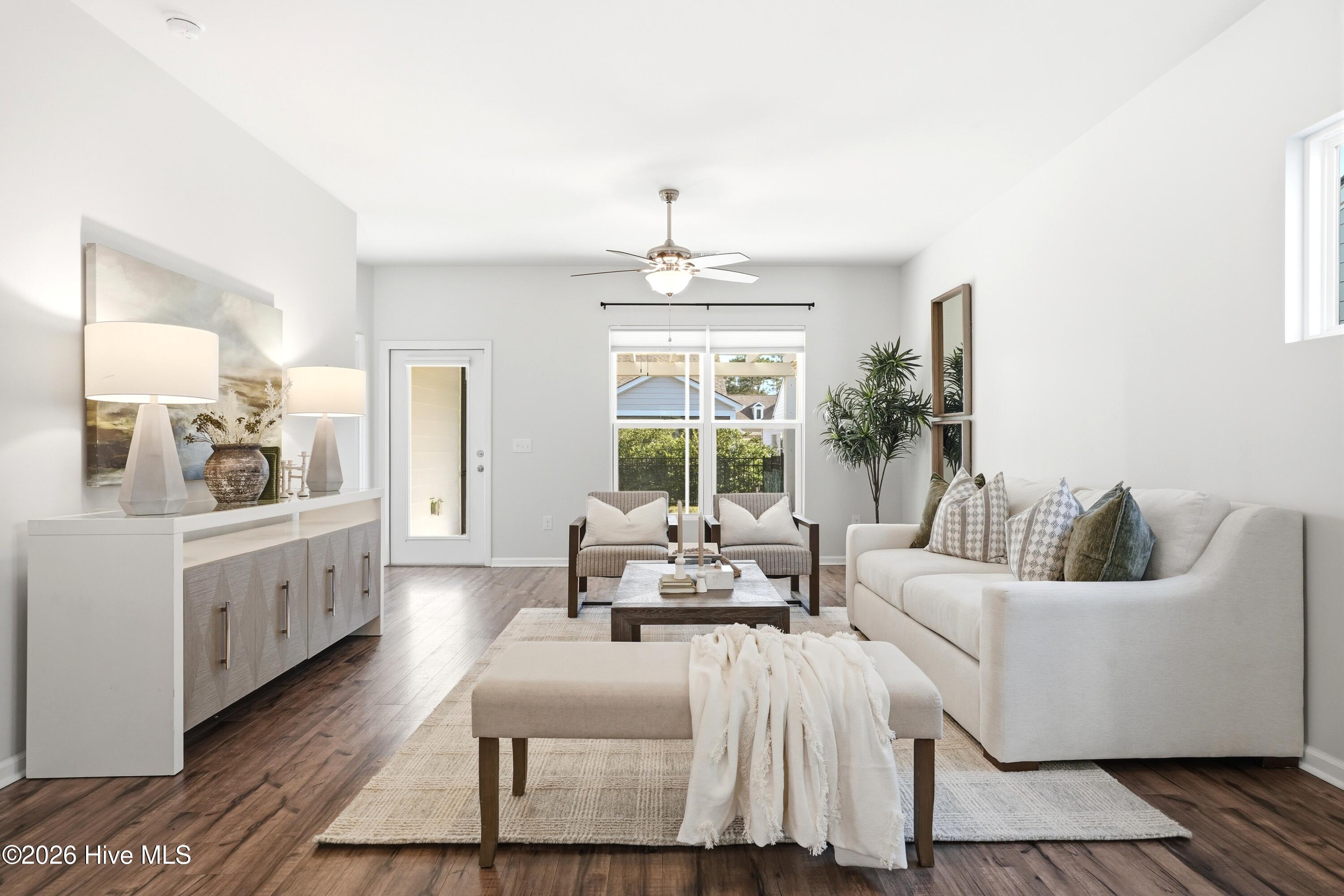 100553479 | Photo 11