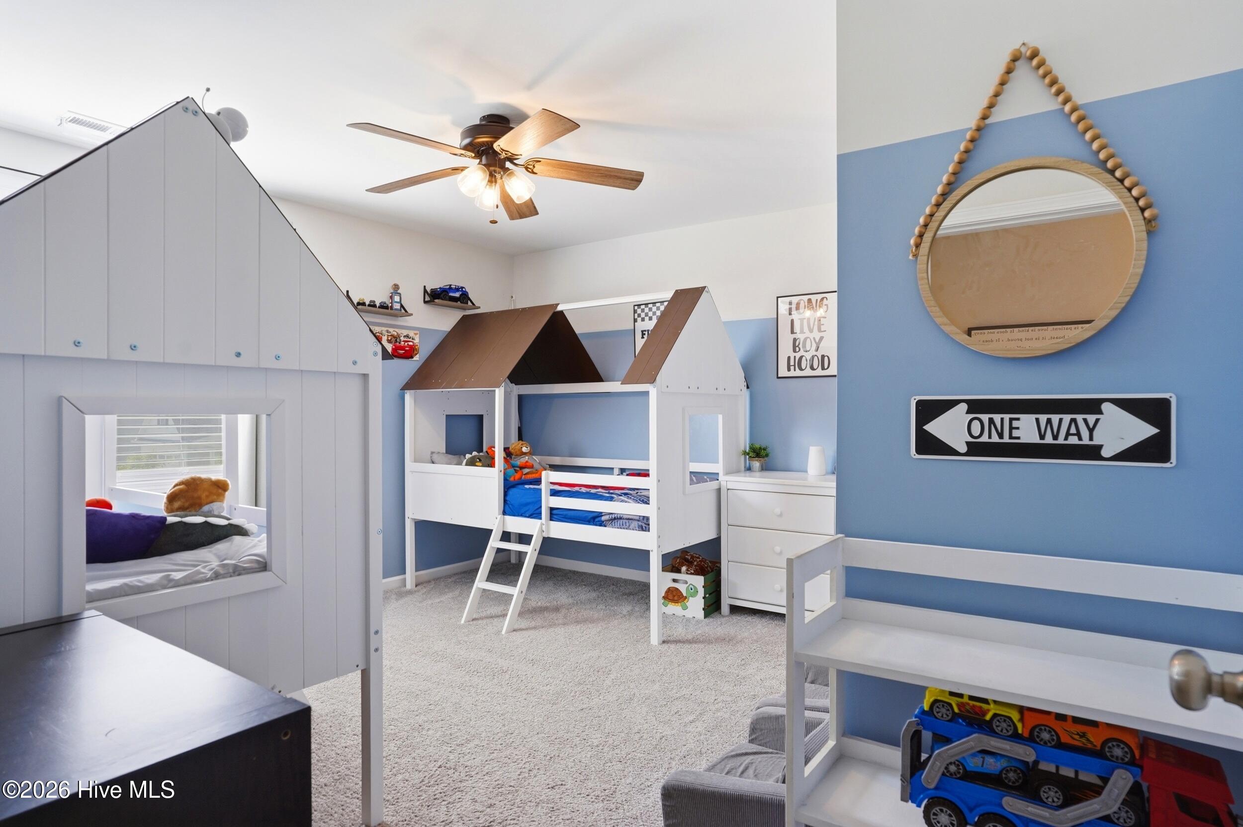 100567183 | Photo 25