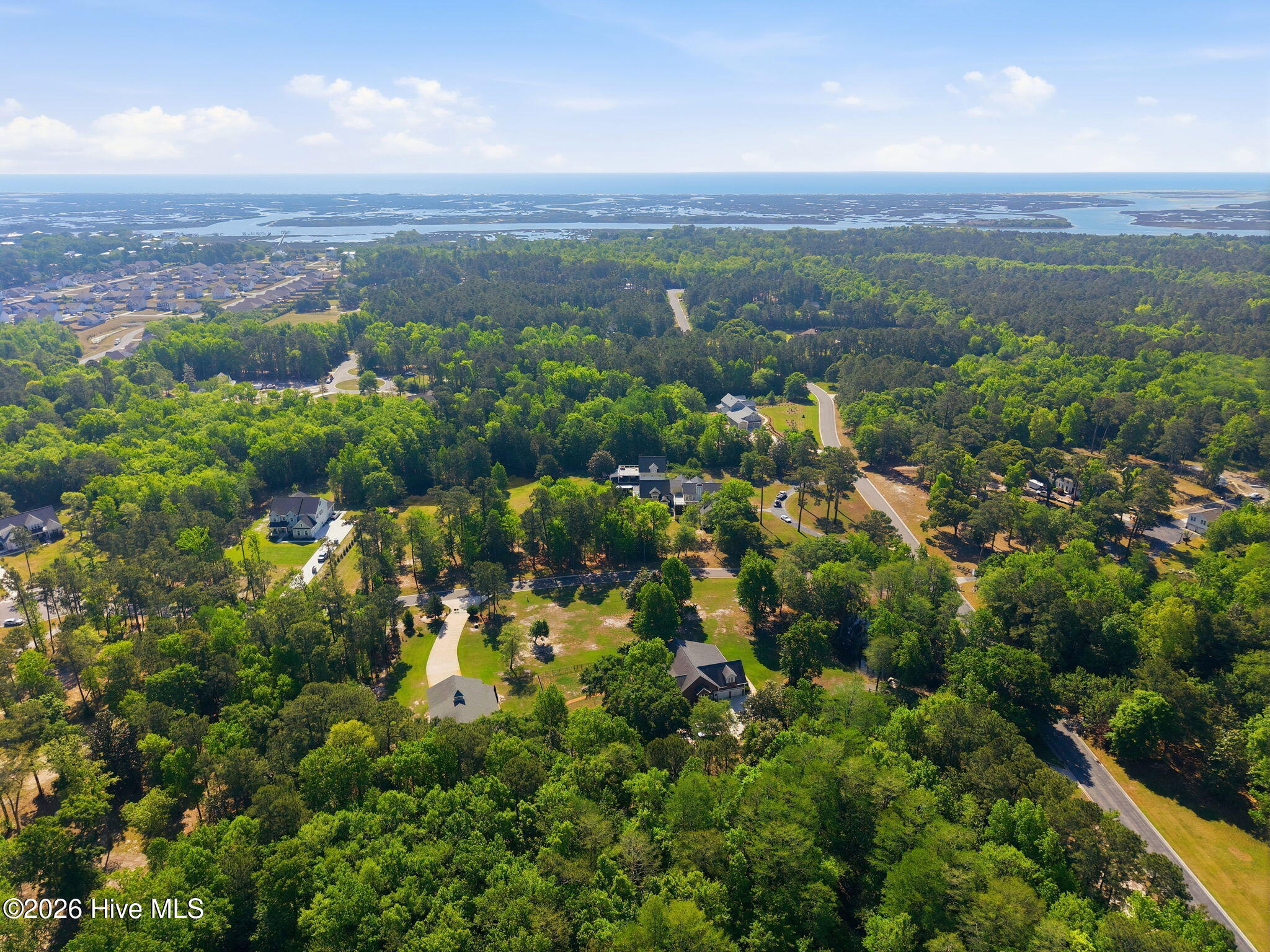 100570615 | Photo 68