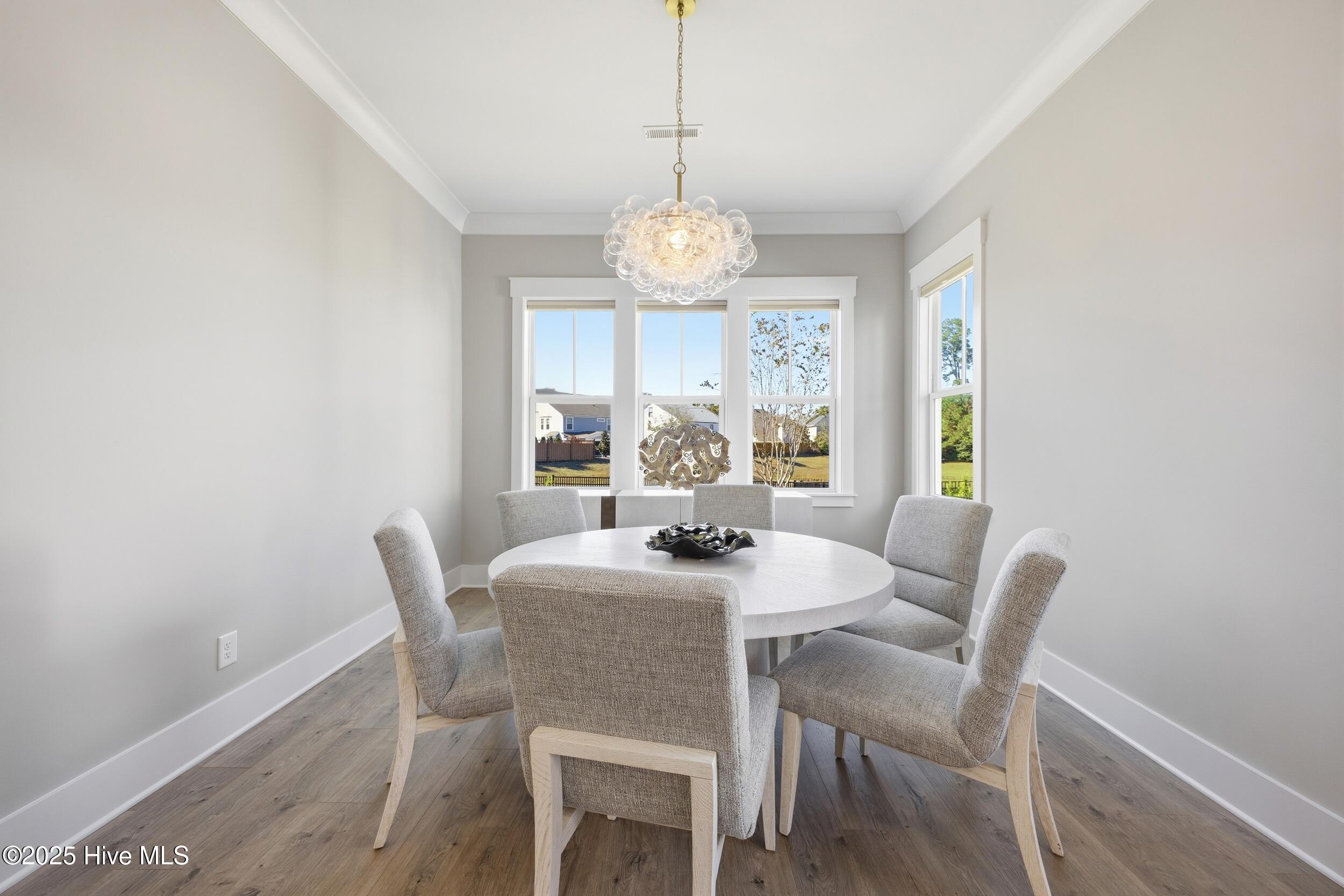 100540842 | Photo 28