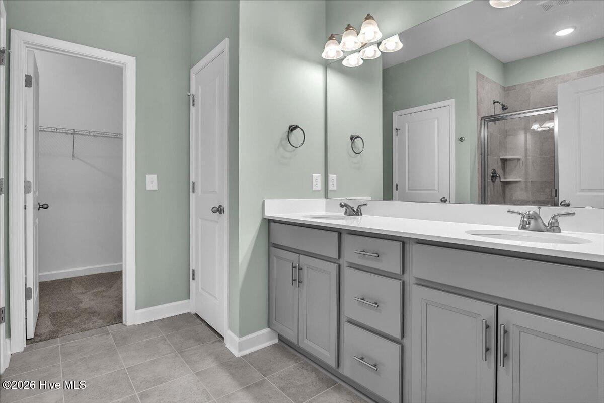 100551276 | Photo 21