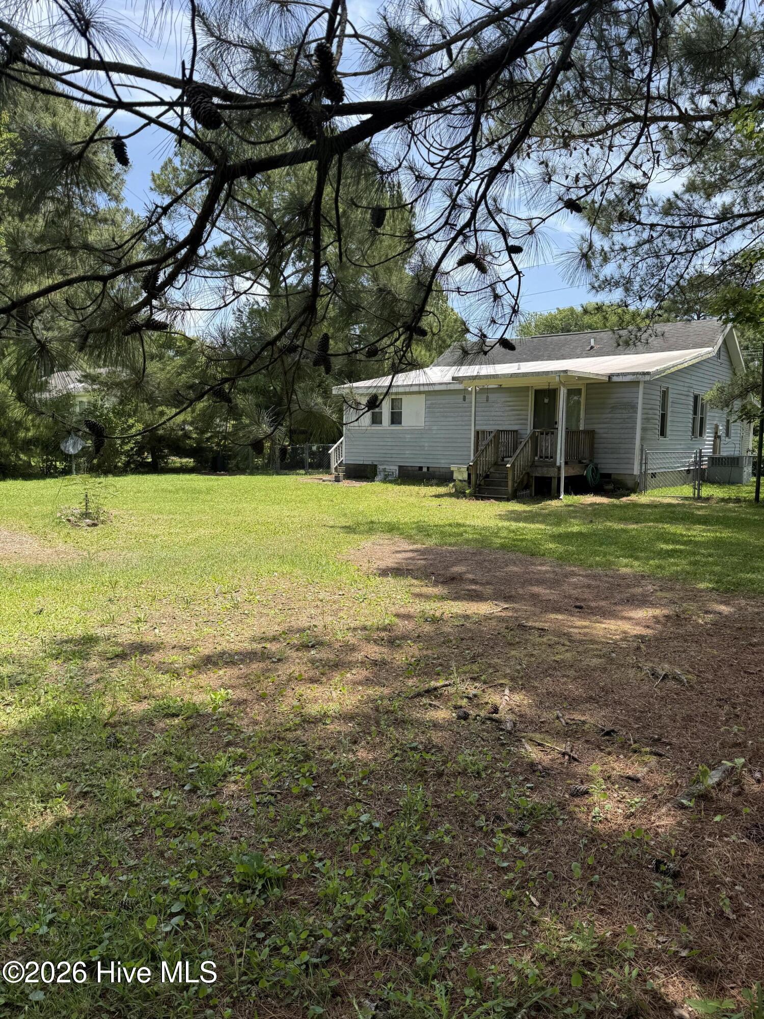 890 Hibbs Road,Newport