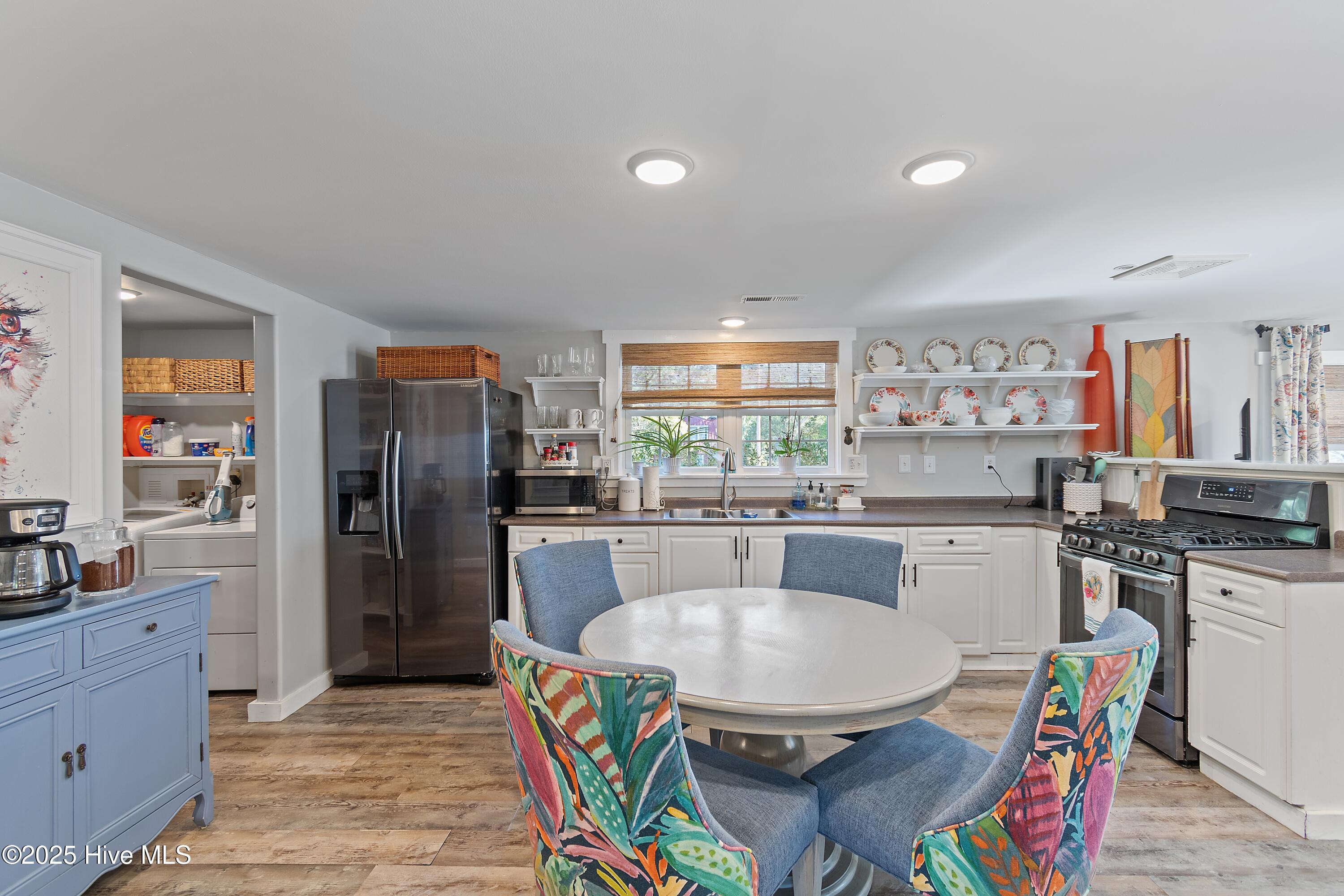 100539191 | Photo 11