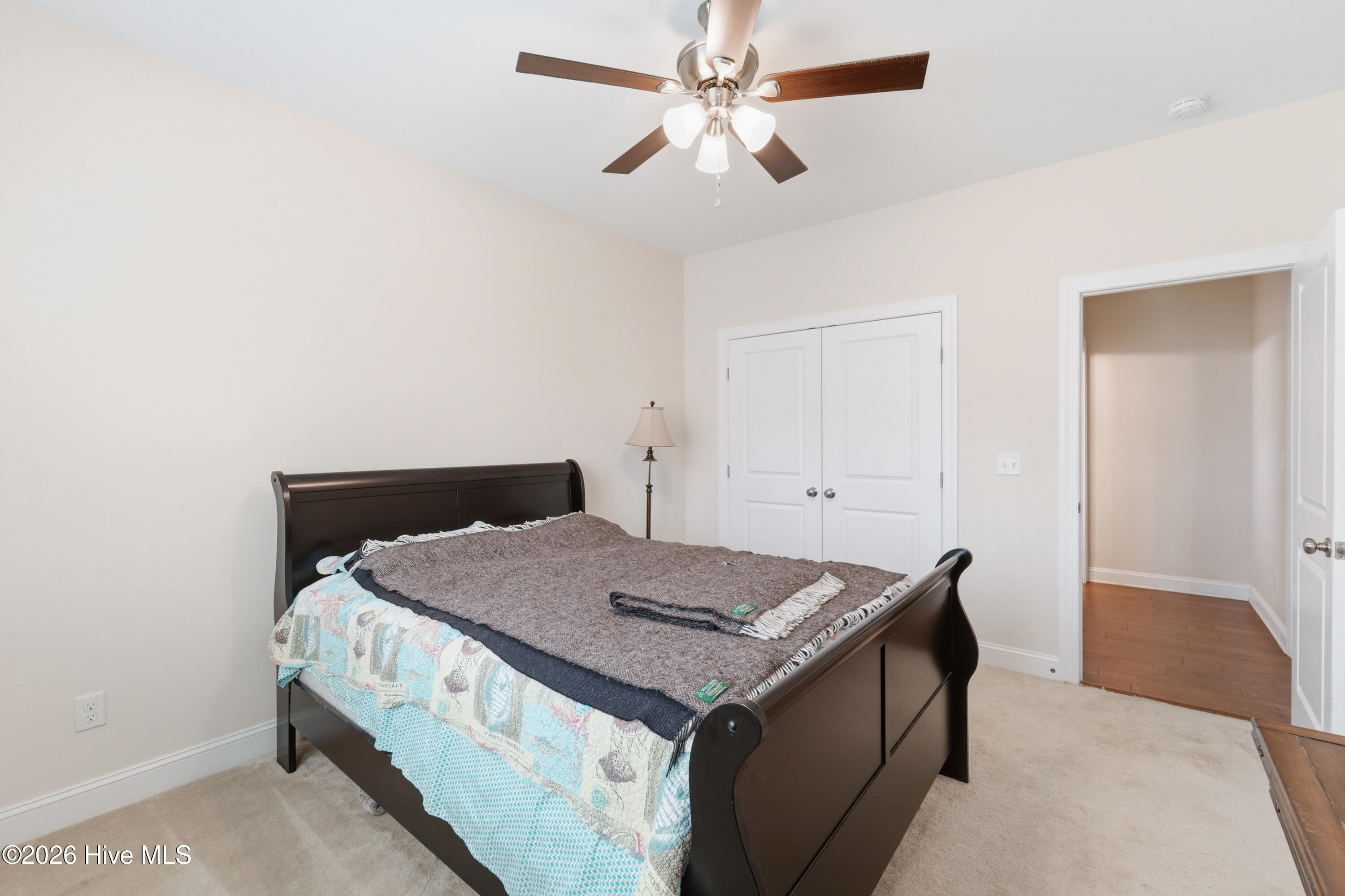 100562965 | Photo 52