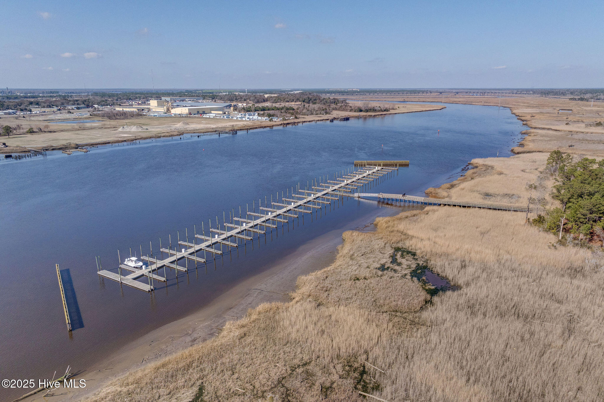 100537676 | Photo 46