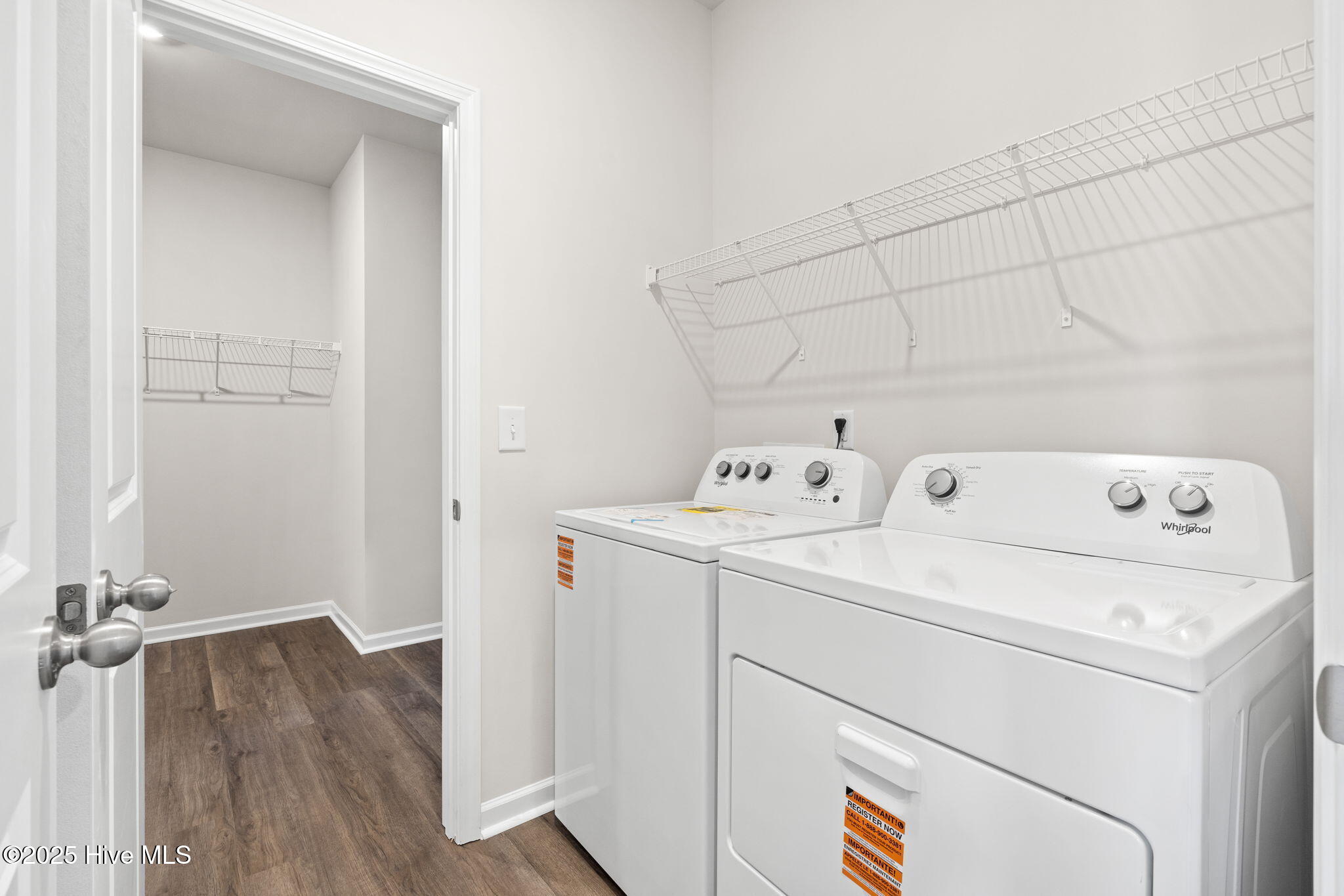 100546635 | Photo 30