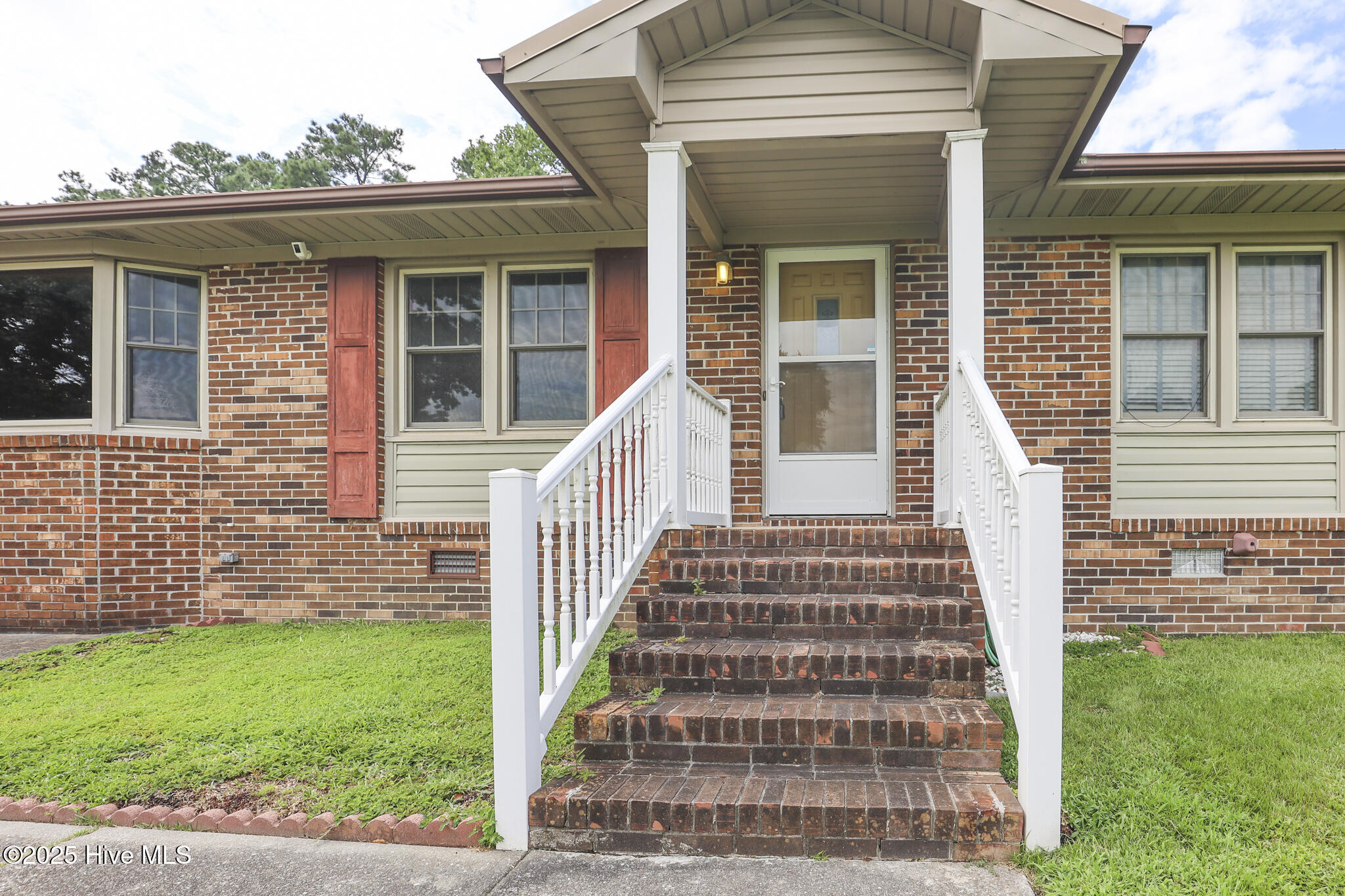 16 Colonial Drive, Jacksonville, NC 28546 – photo 4: 16 Colonial-38
