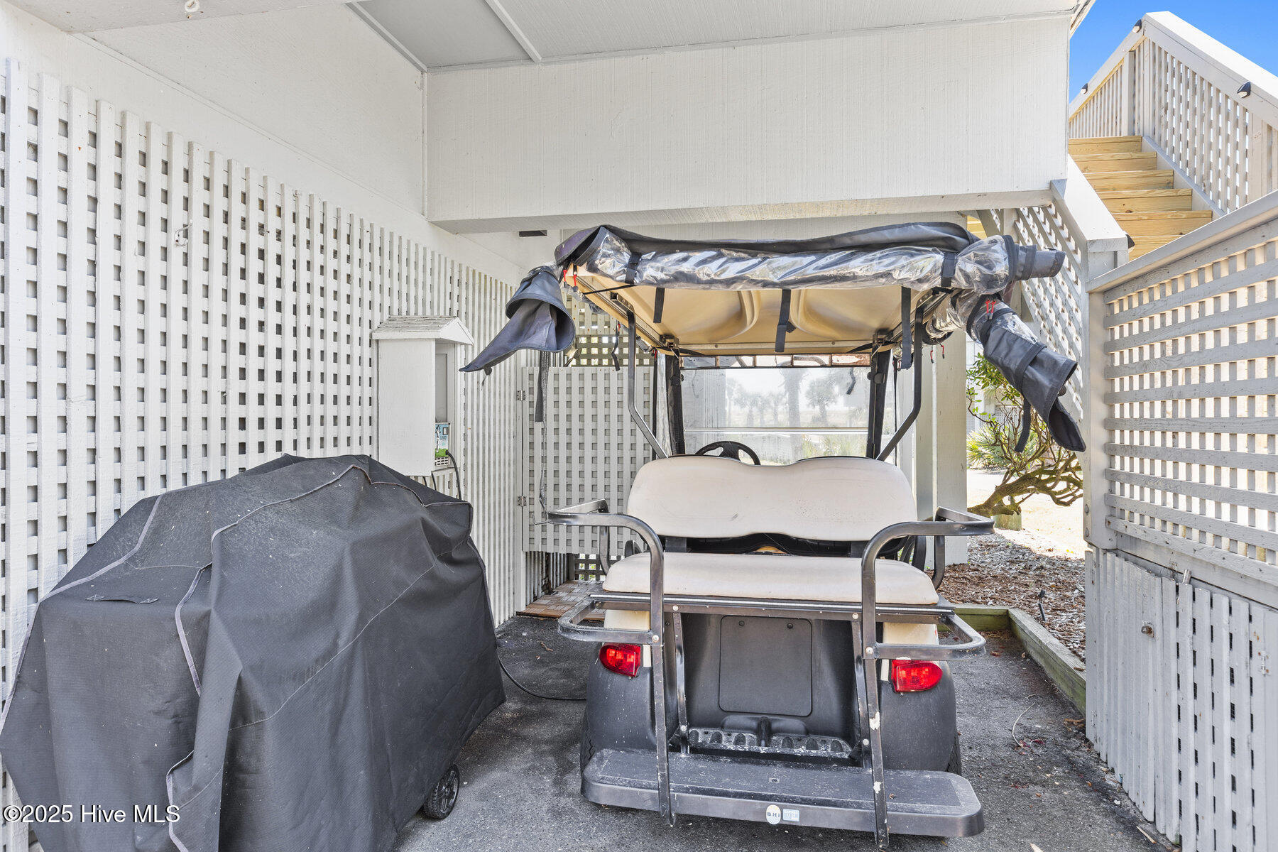 100546214 | Photo 31