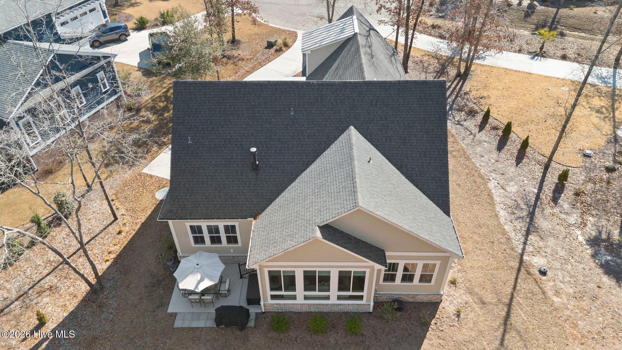 100551668 | Photo 92