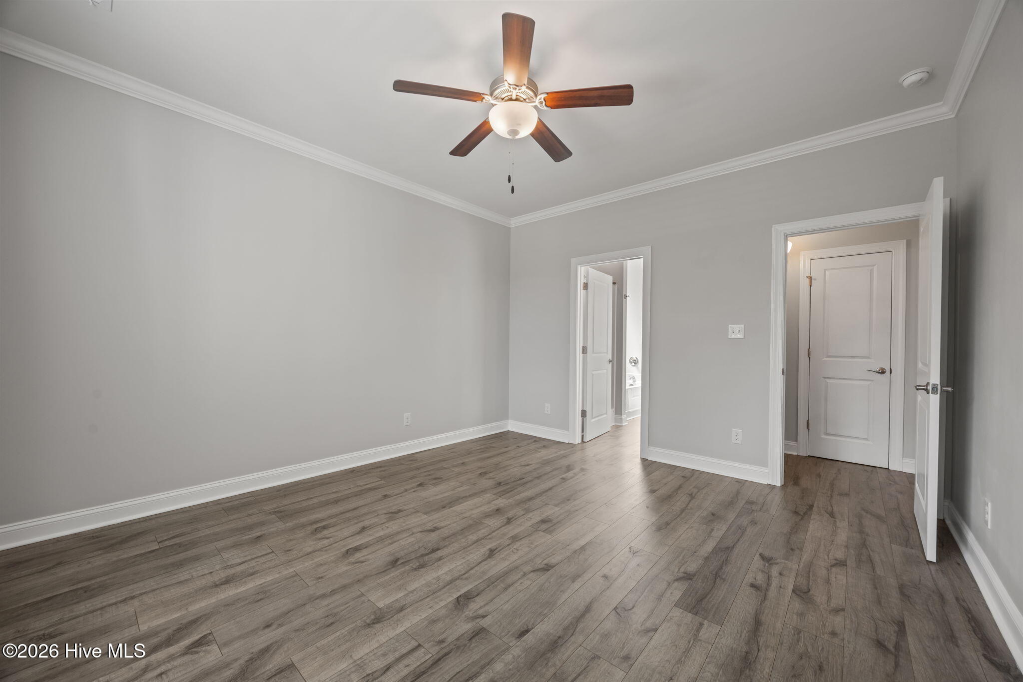 100559560 | Photo 40