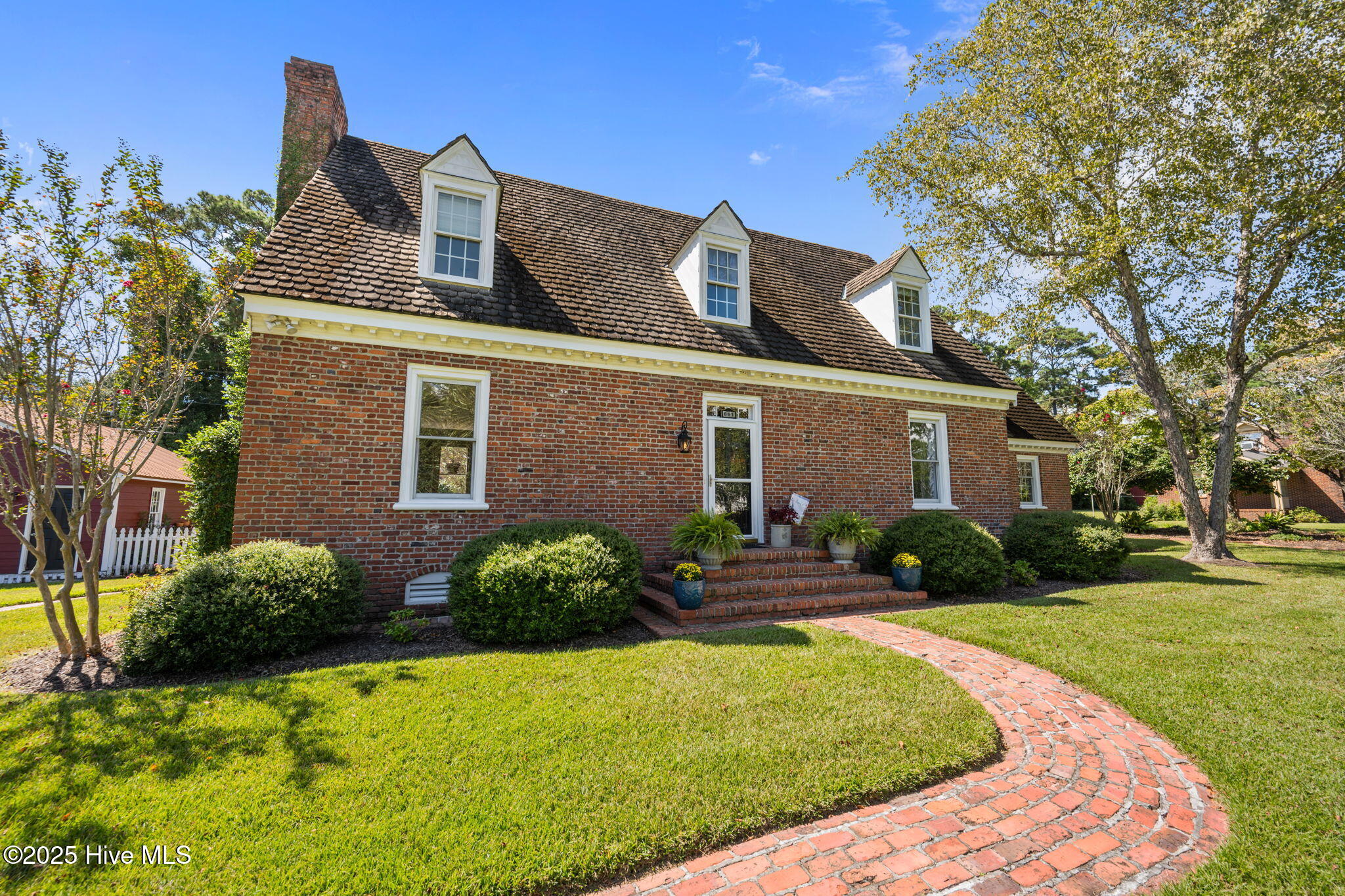 Homes for sale in Swansboro, NC | 661 Main Street Ext, Swansboro, NC 28584 | MLS# 100532379