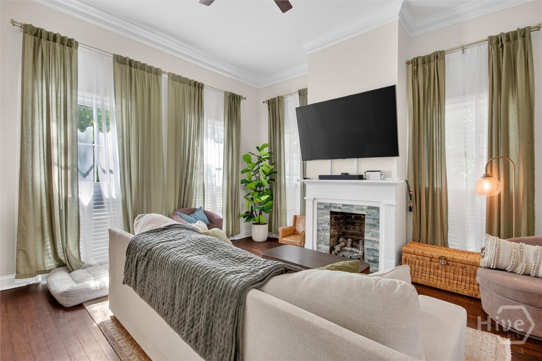 Homes for sale in Savannah, GA | 214 W W Duffy St, Savannah, GA 31401 | MLS# SA353890
