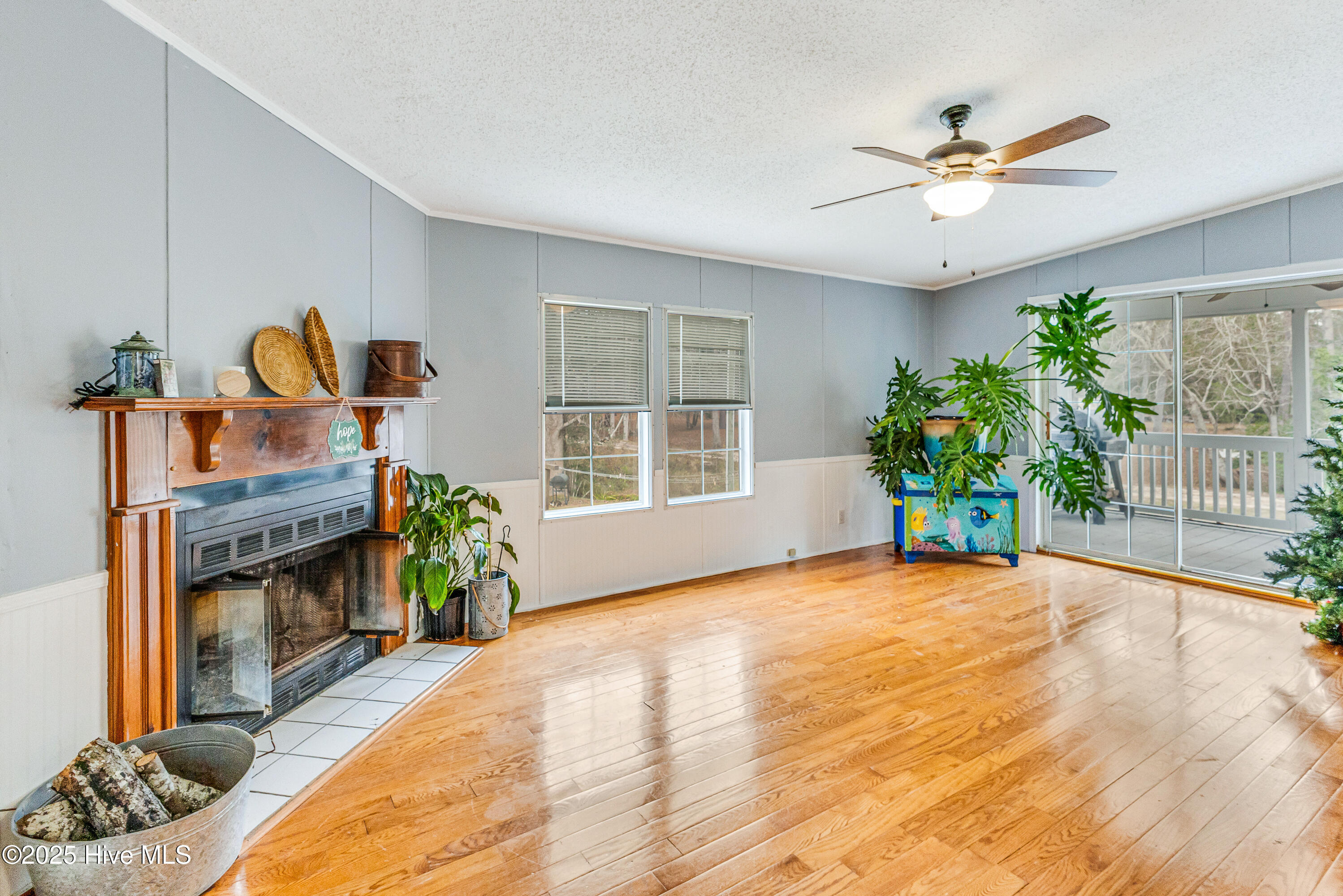 100543830 | Photo 26