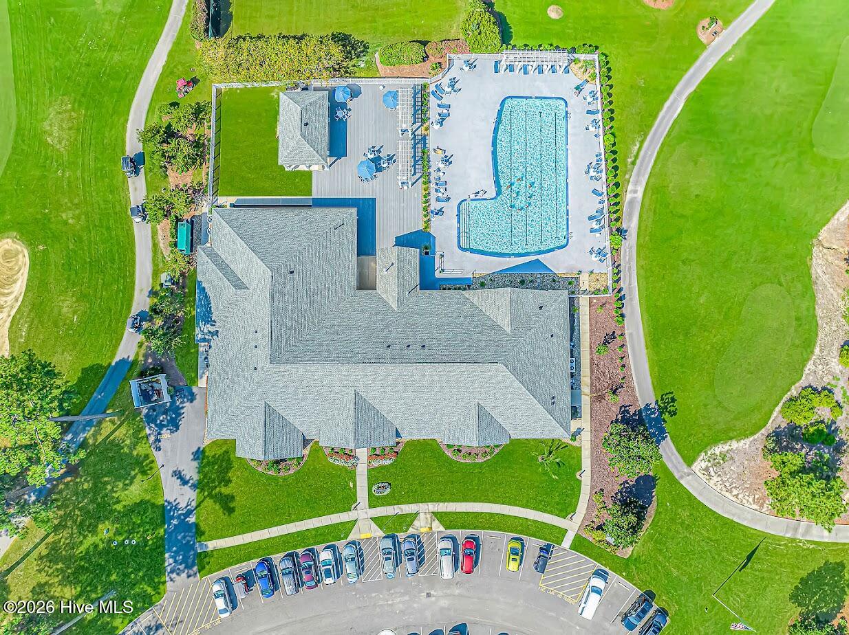 100560957 | Photo 42