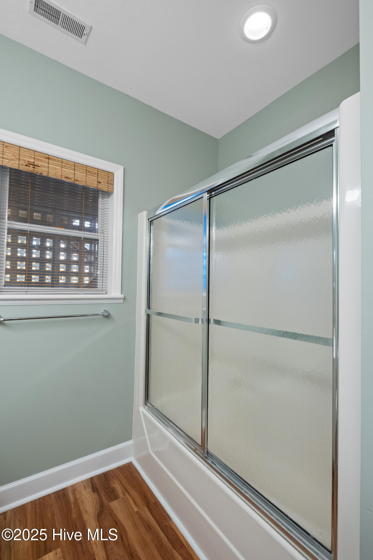 100539936 | Photo 30