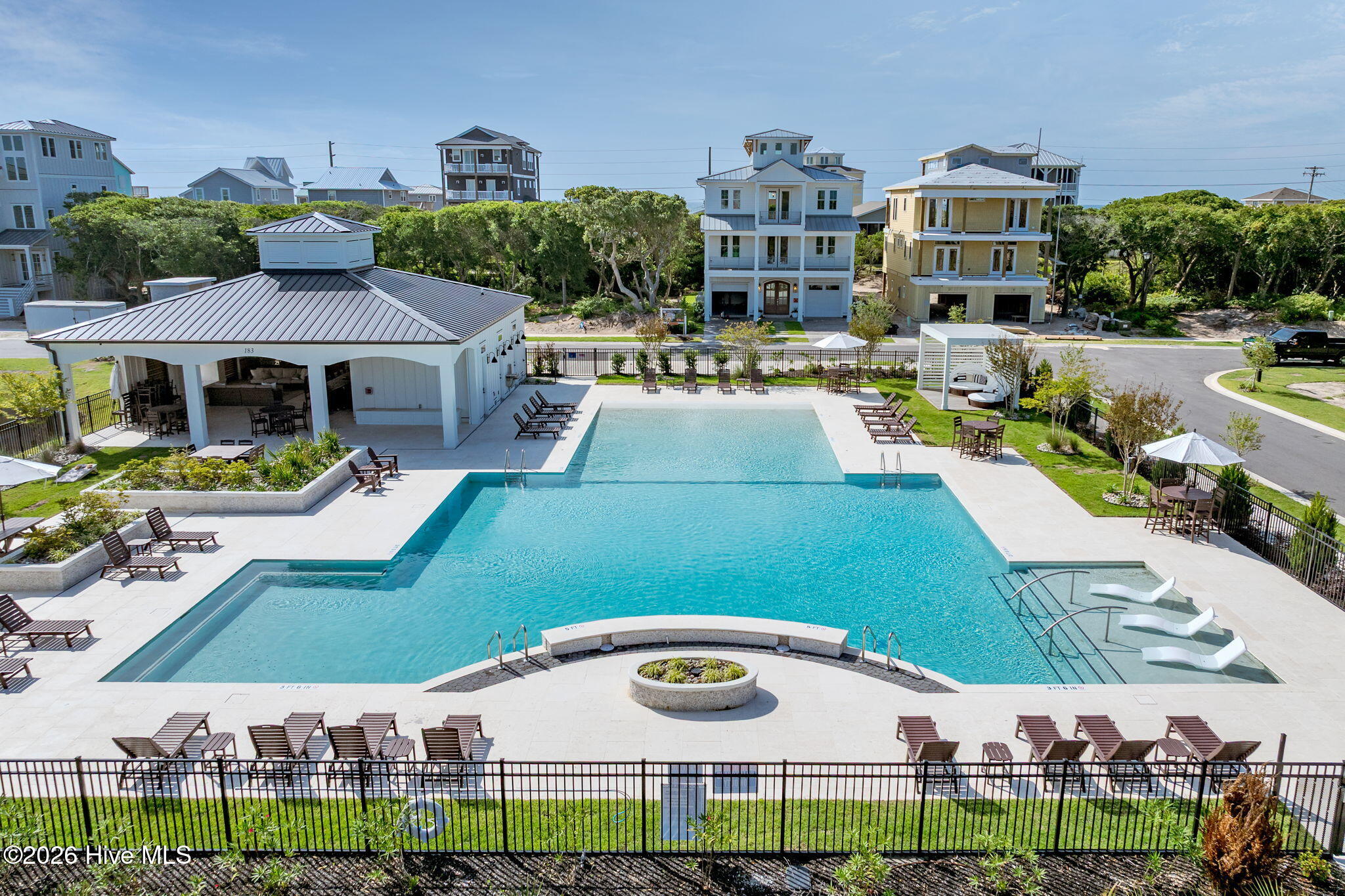 70 Peregrine Court, Surf City, NC, 28445