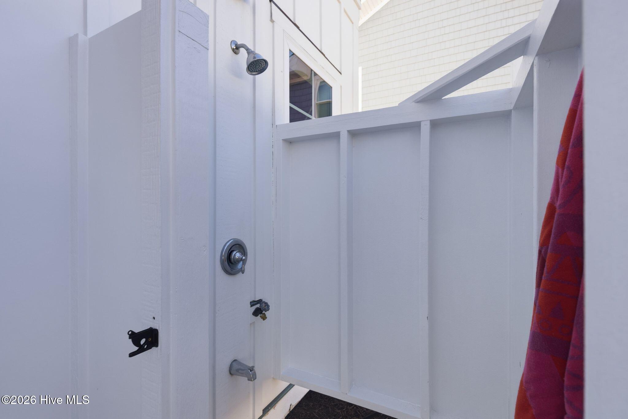 100559655 | Photo 61