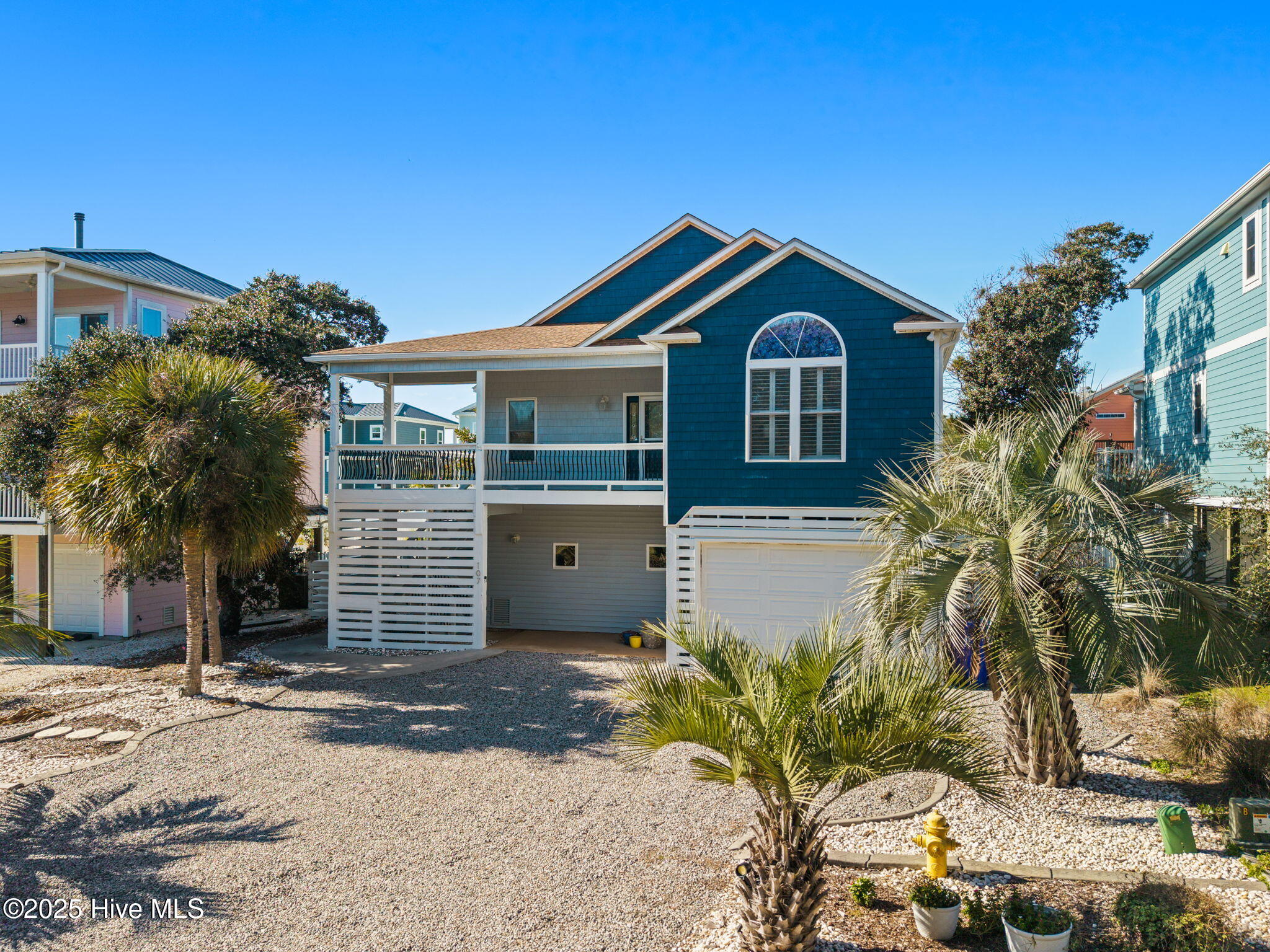 100542158 | Photo 16