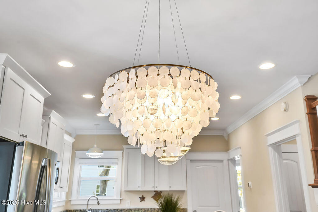 100539026 | Photo 30