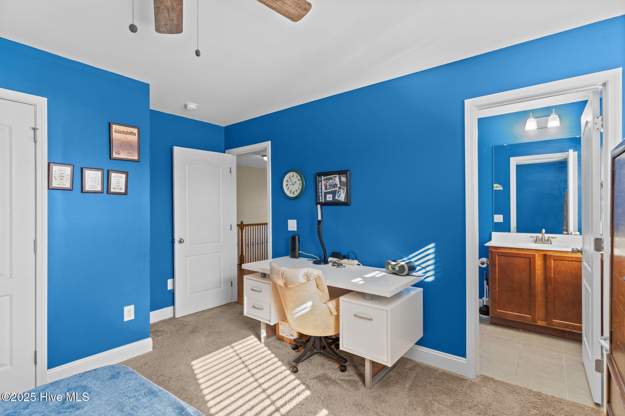 100542134 | Photo 31