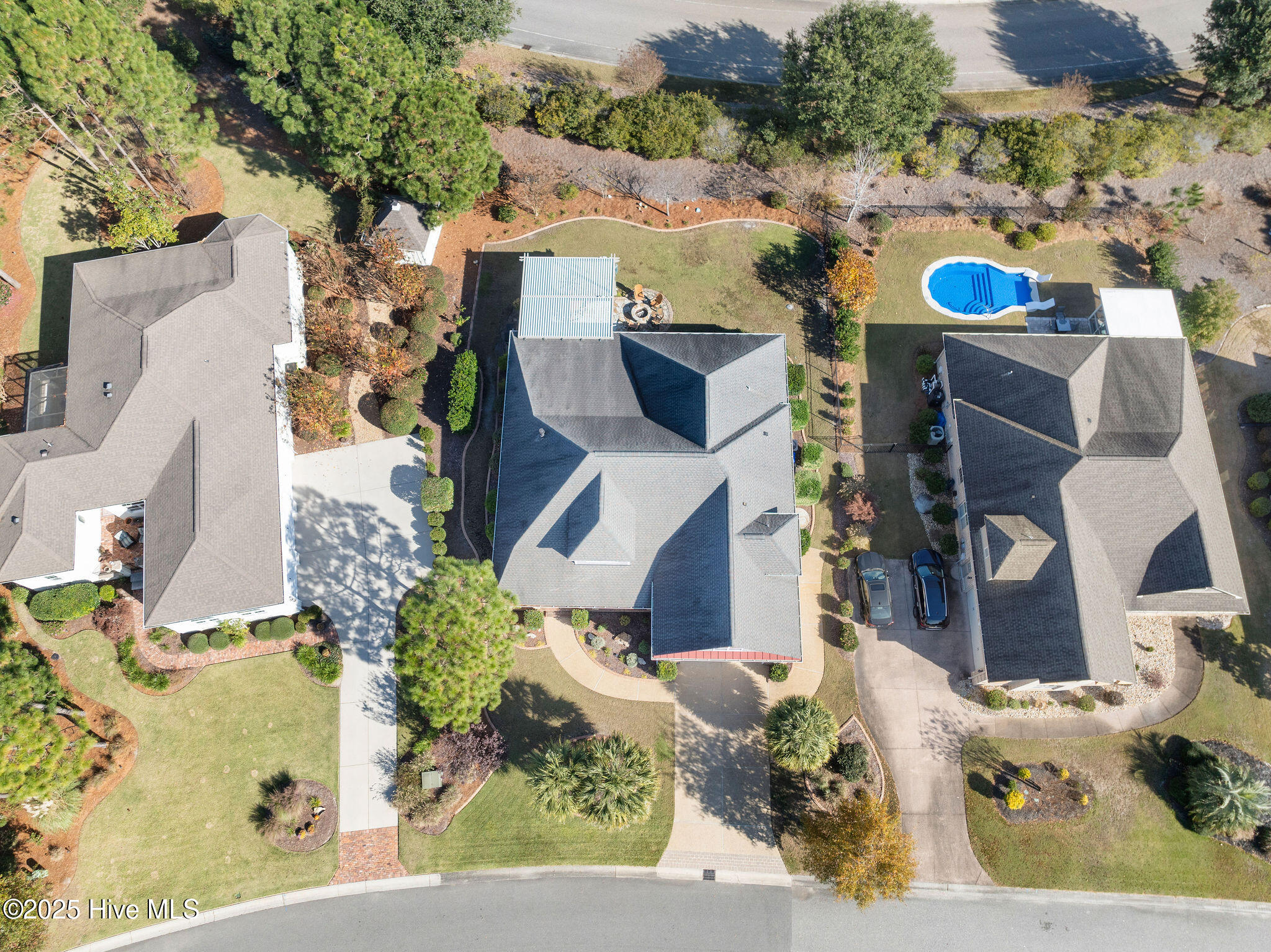 100541913 | Photo 81