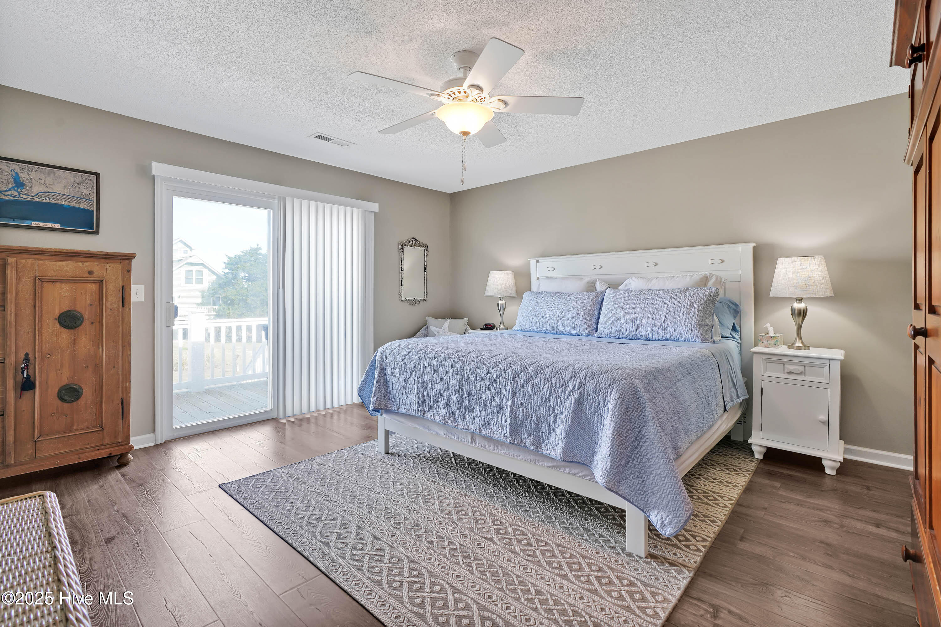 100543456 | Photo 27