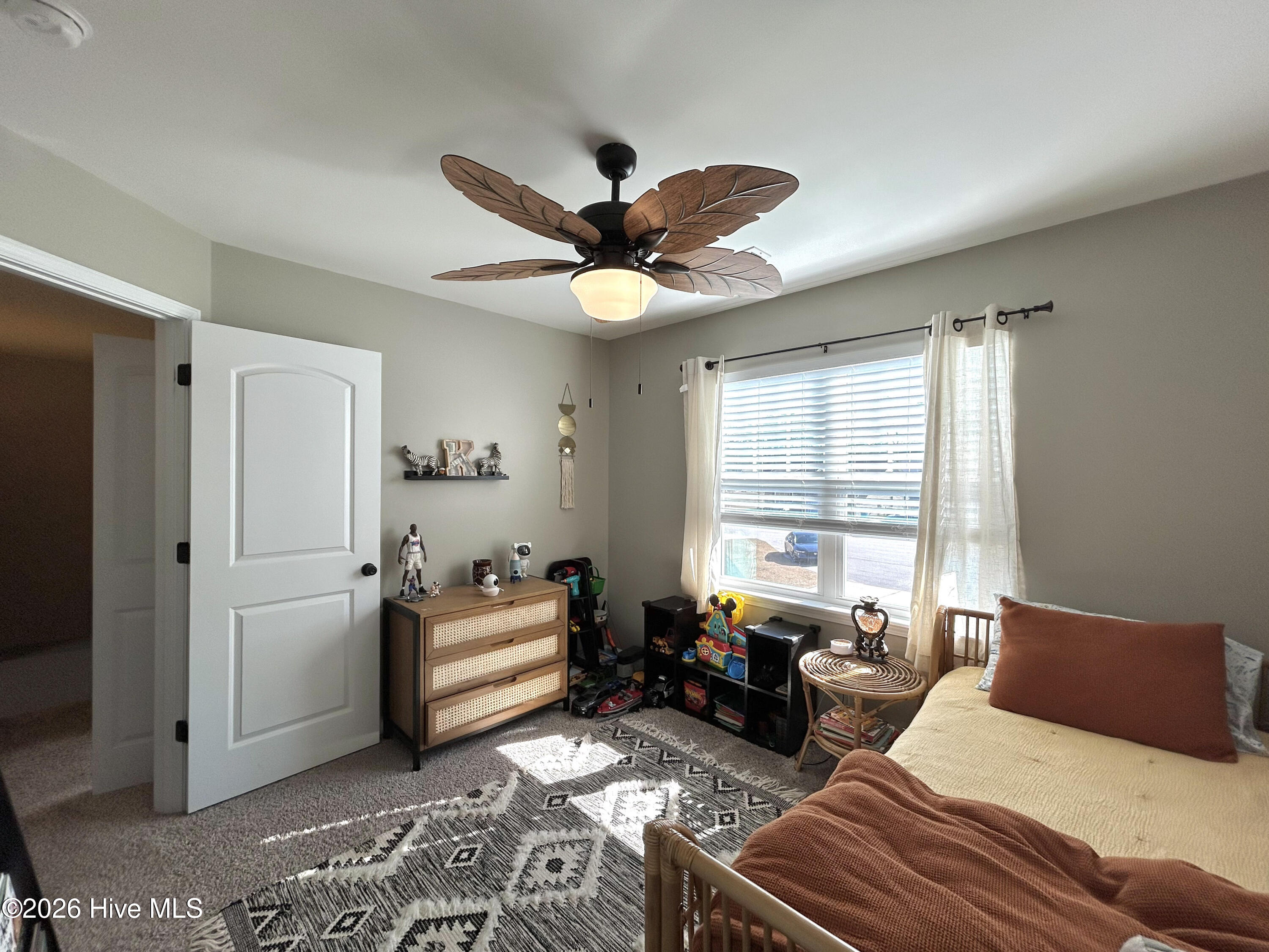 100557400 | Photo 26