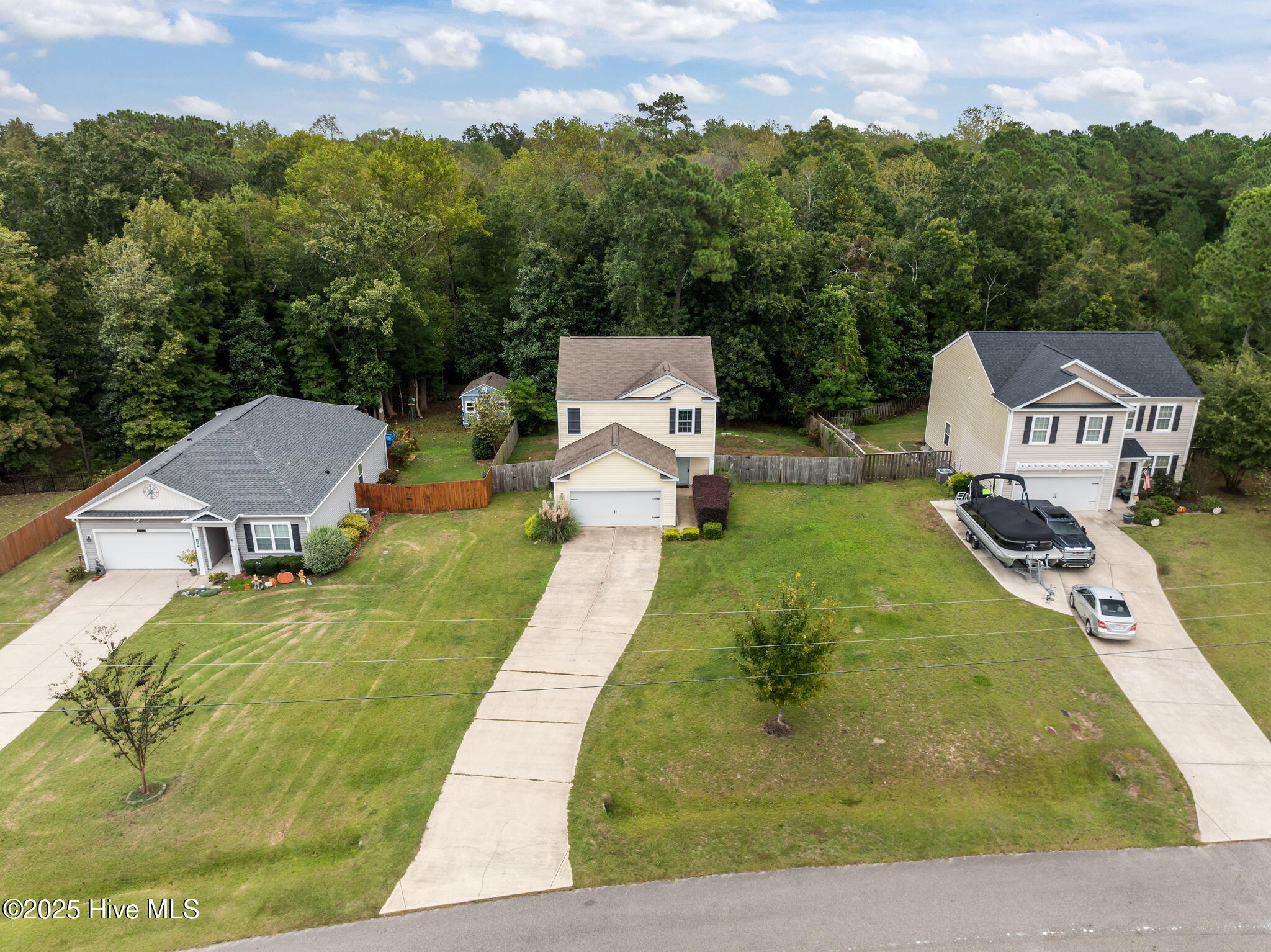 100536661 | Photo 46