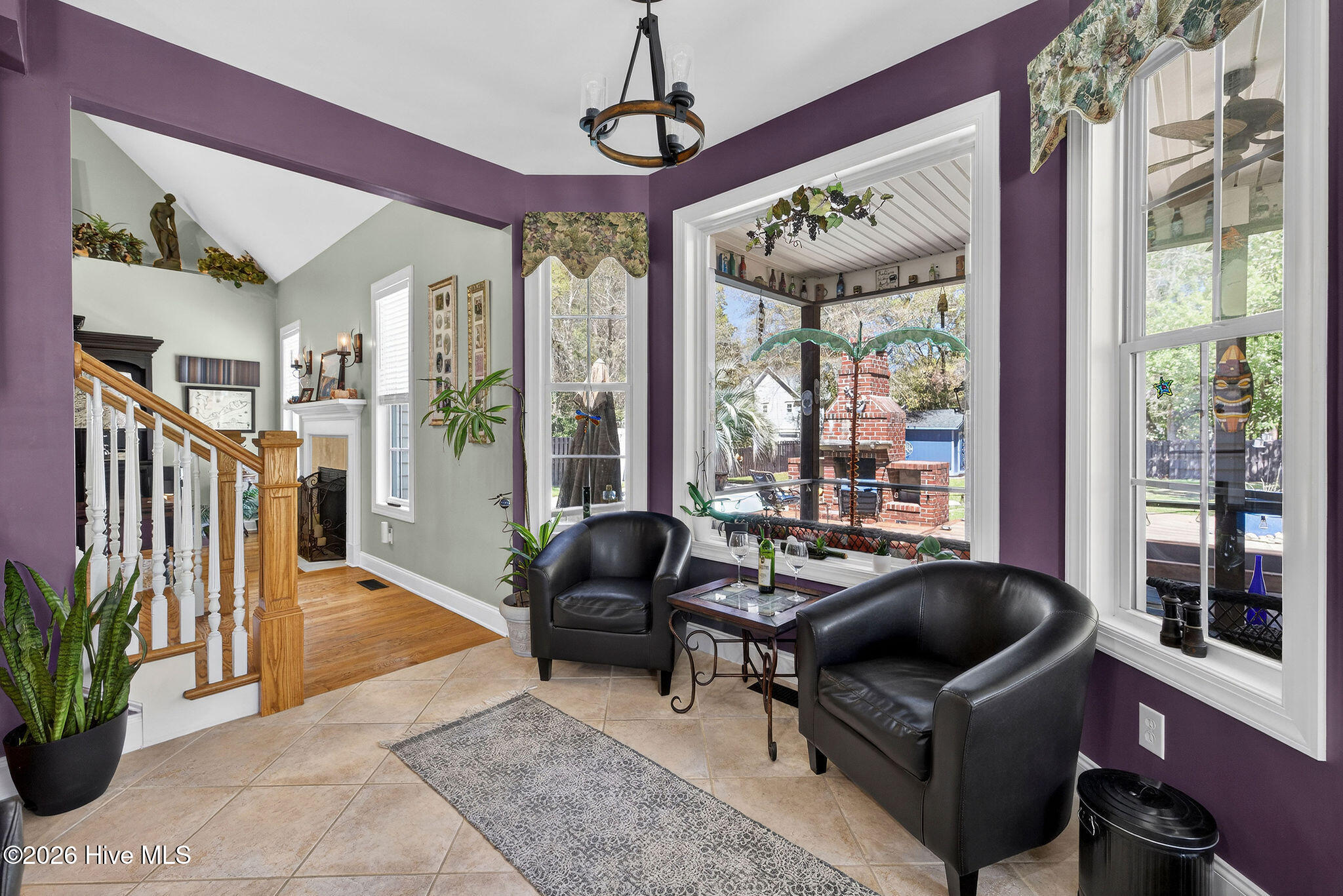 100568034 | Photo 31