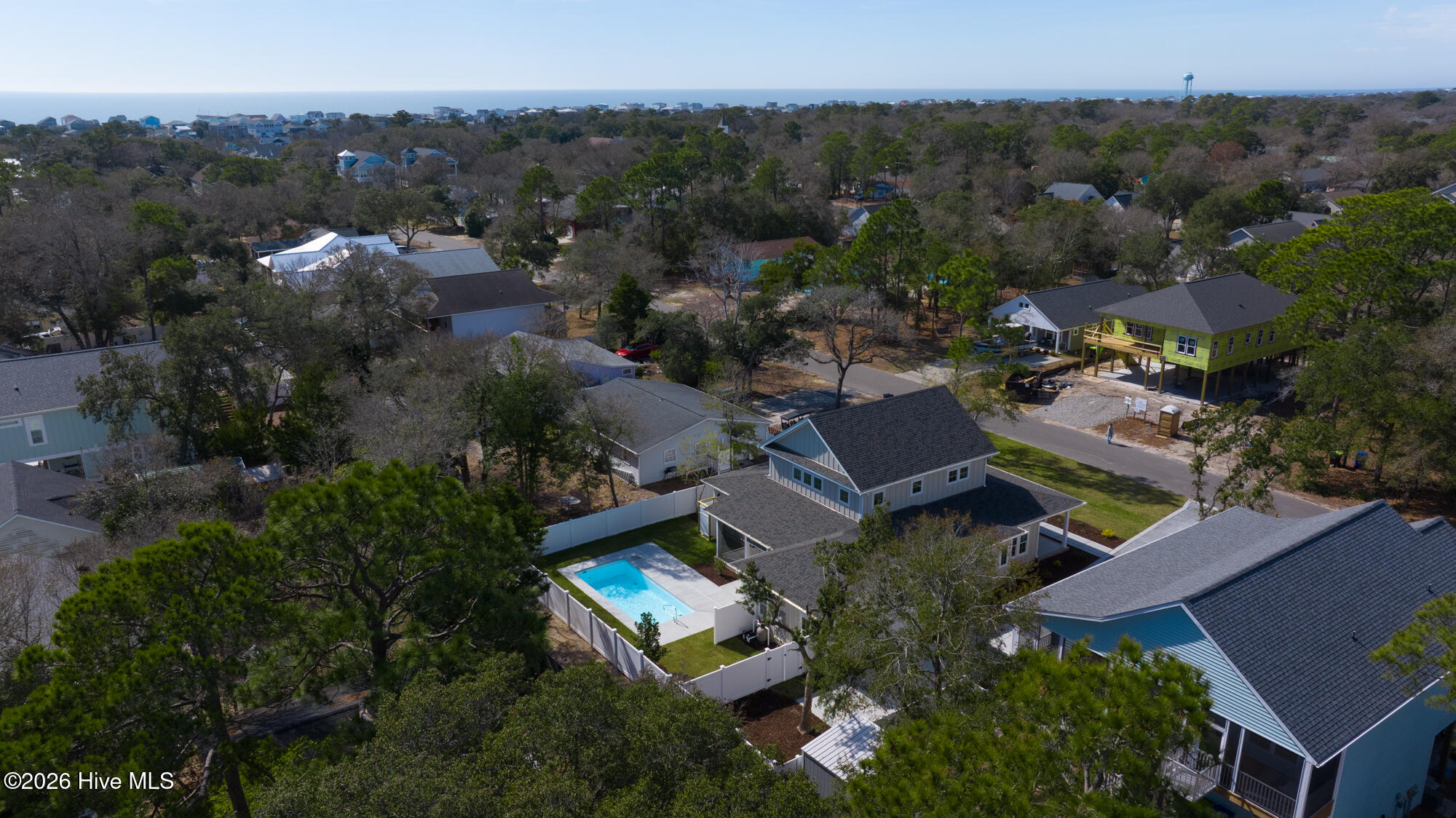 100516675 | Photo 91