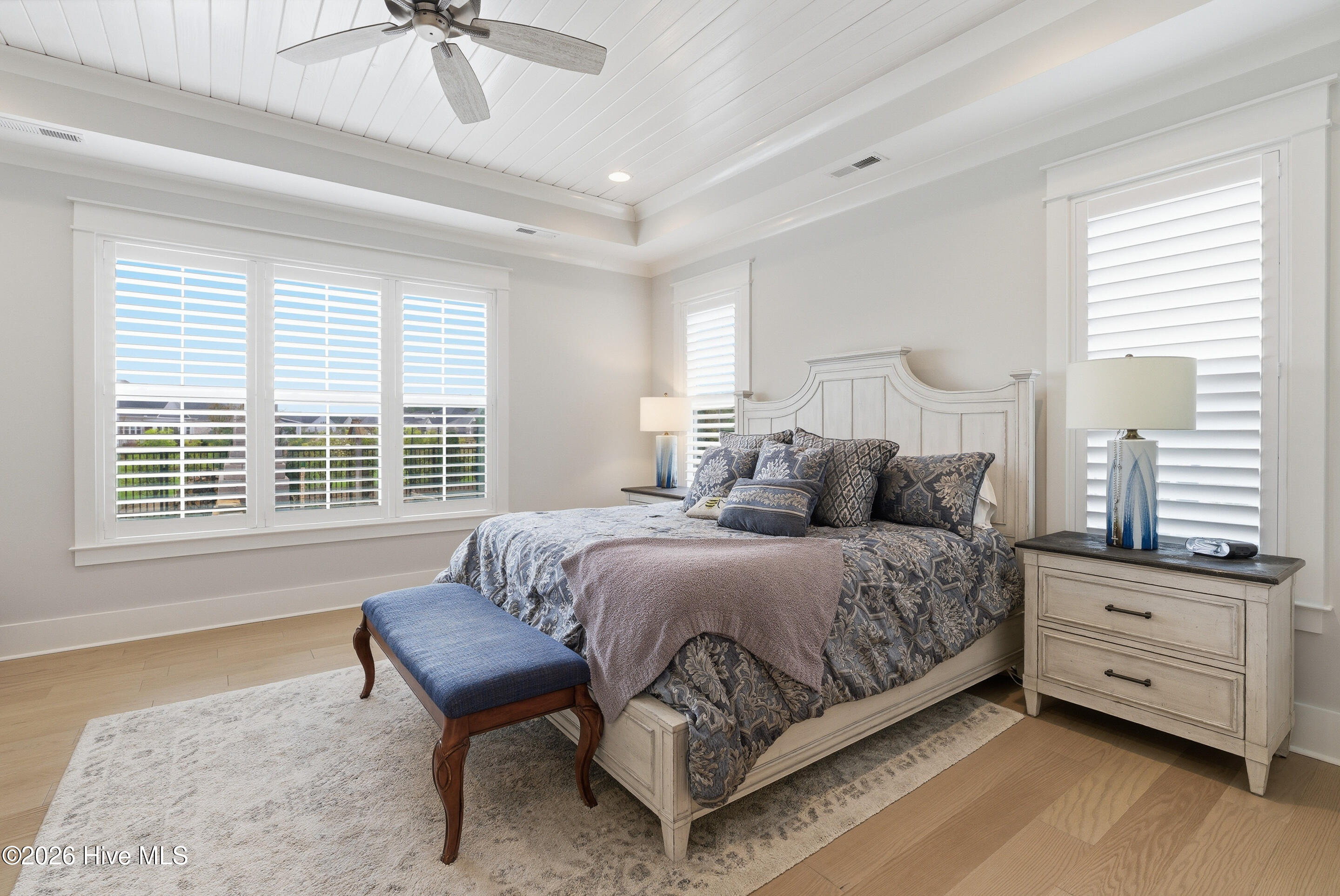 100562941 | Photo 34