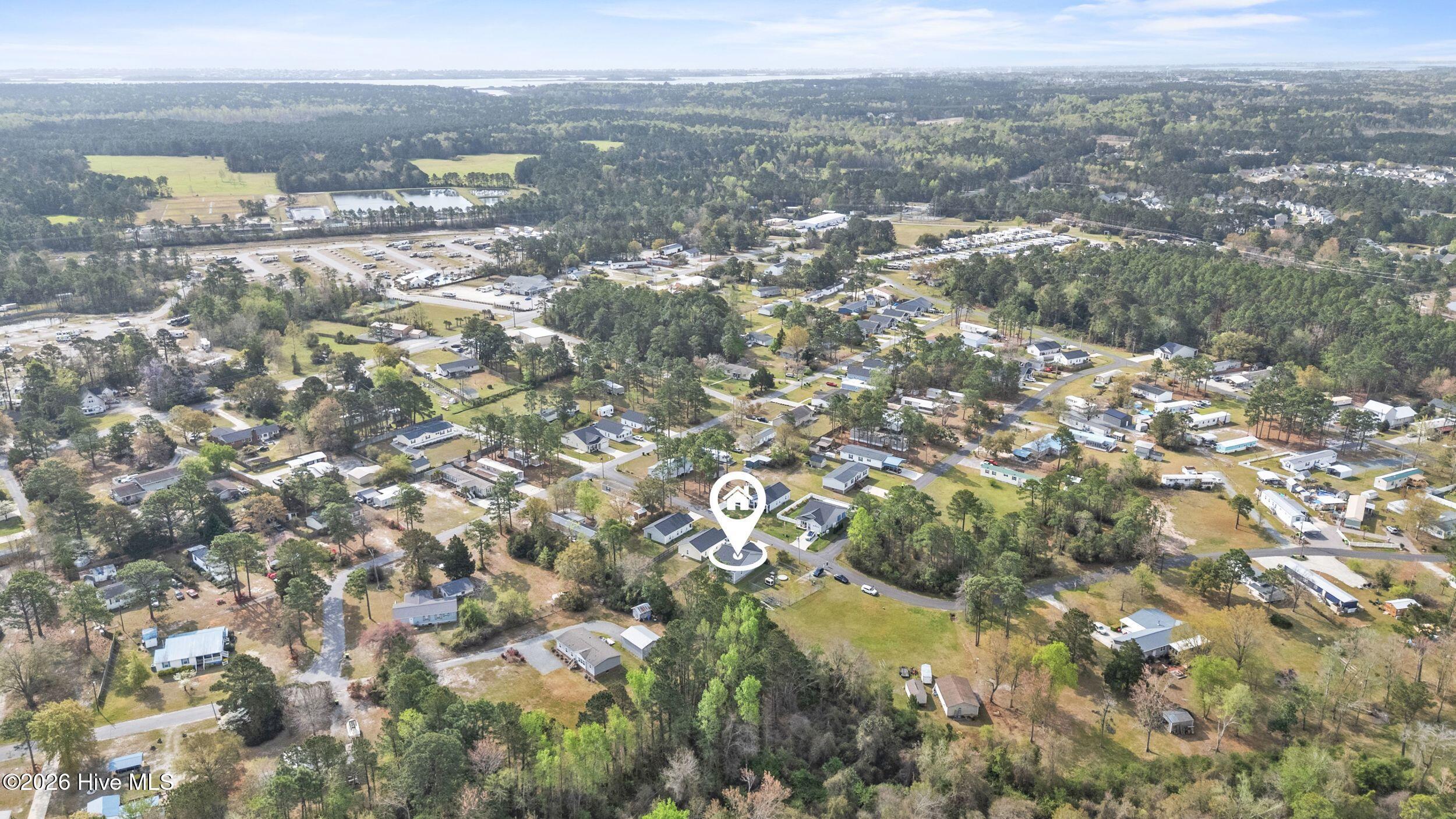 100564785 | Photo 32