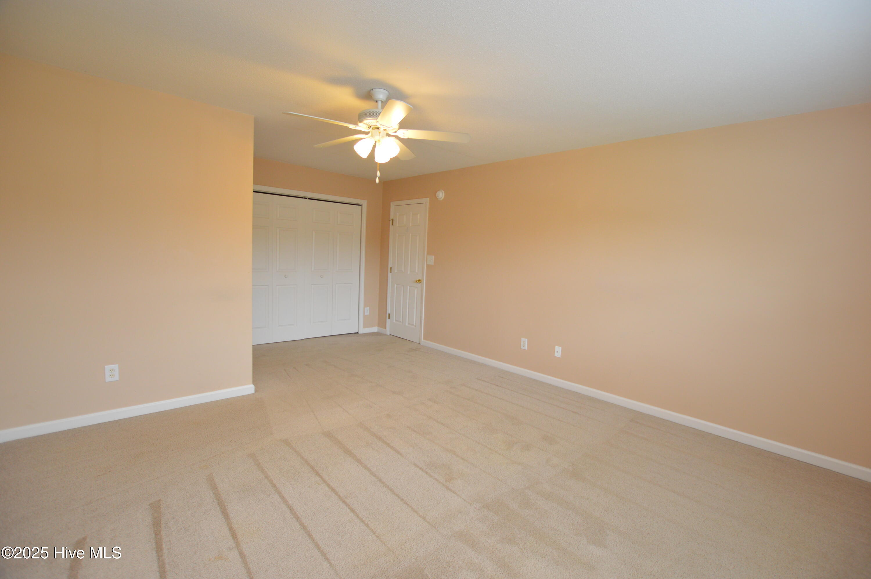 100544188 | Photo 14