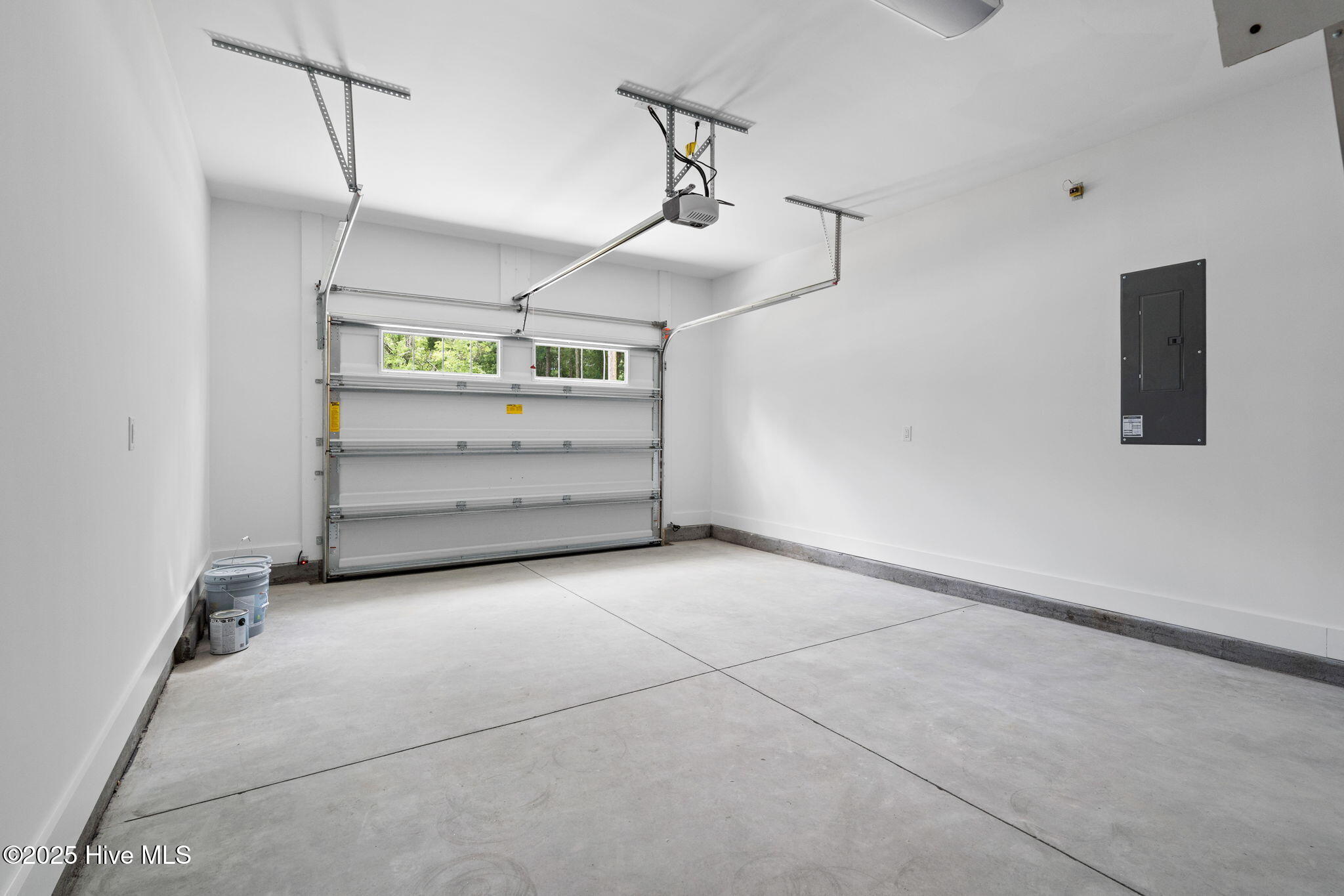 100539089 | Photo 30