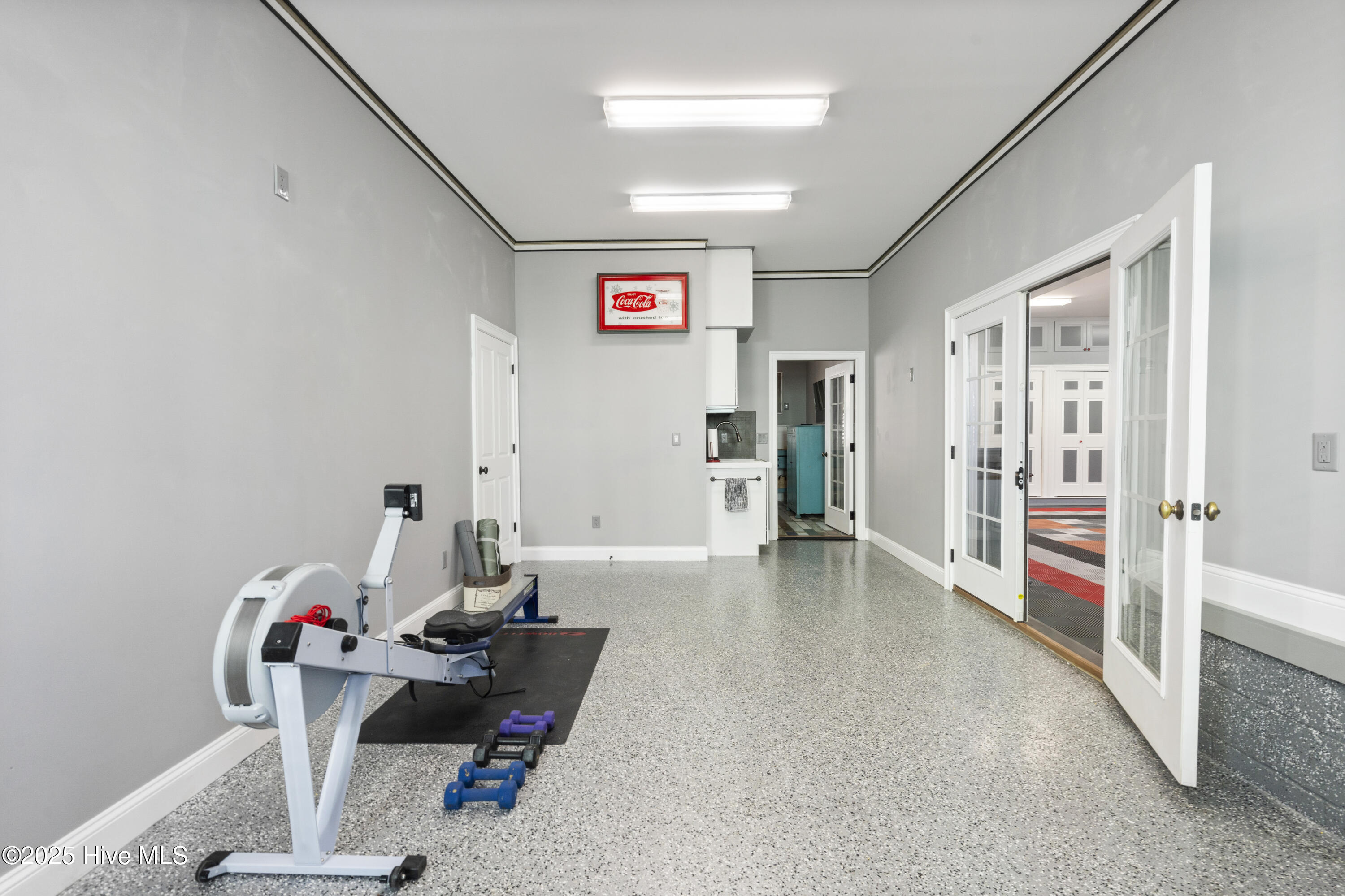 100498817 | Photo 58