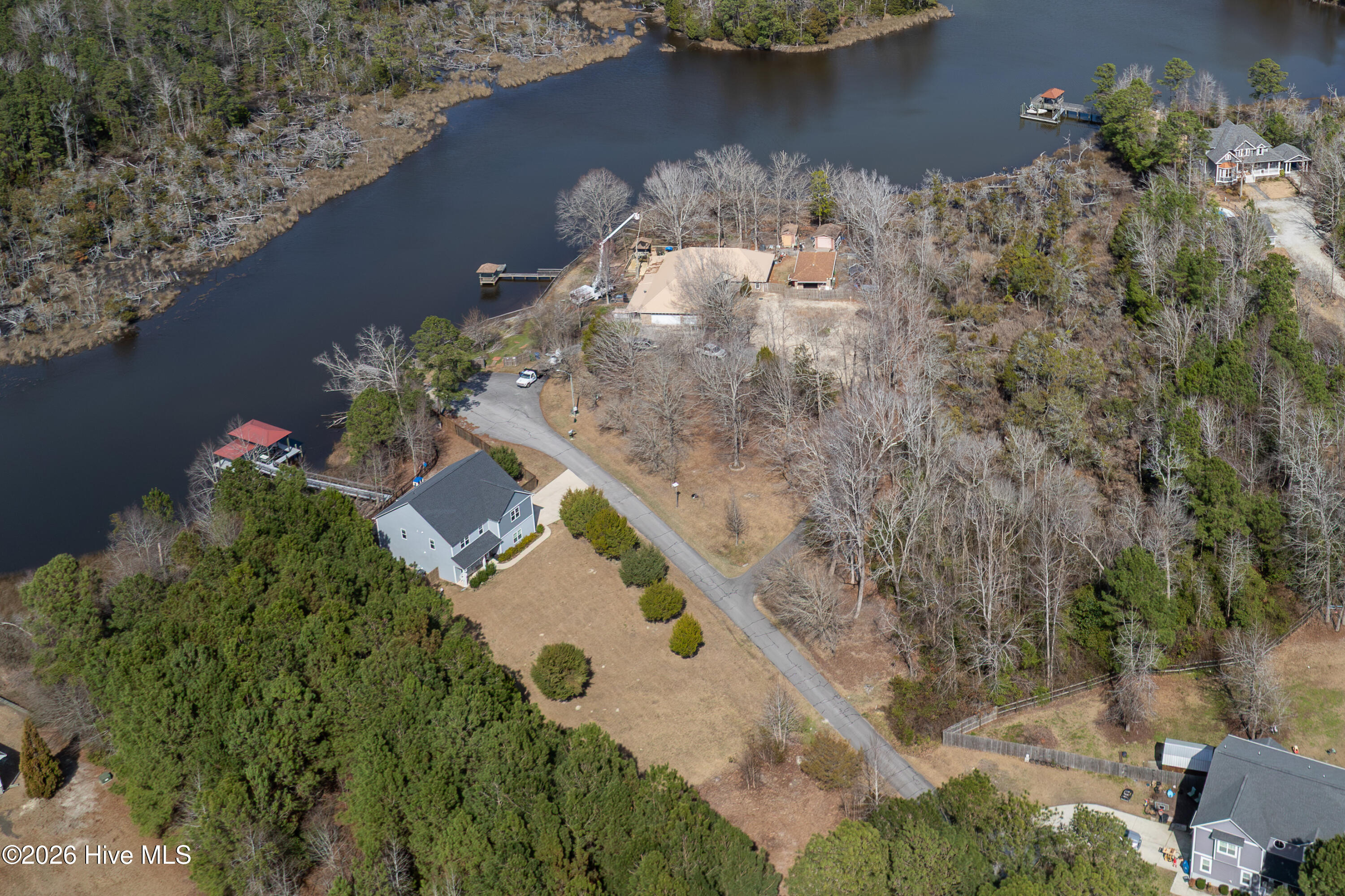 100557107 | Photo 71