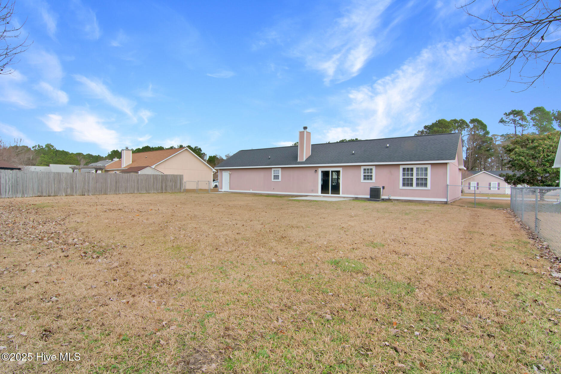 100547200 | Photo 18