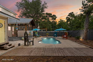 100566910 | Photo 31