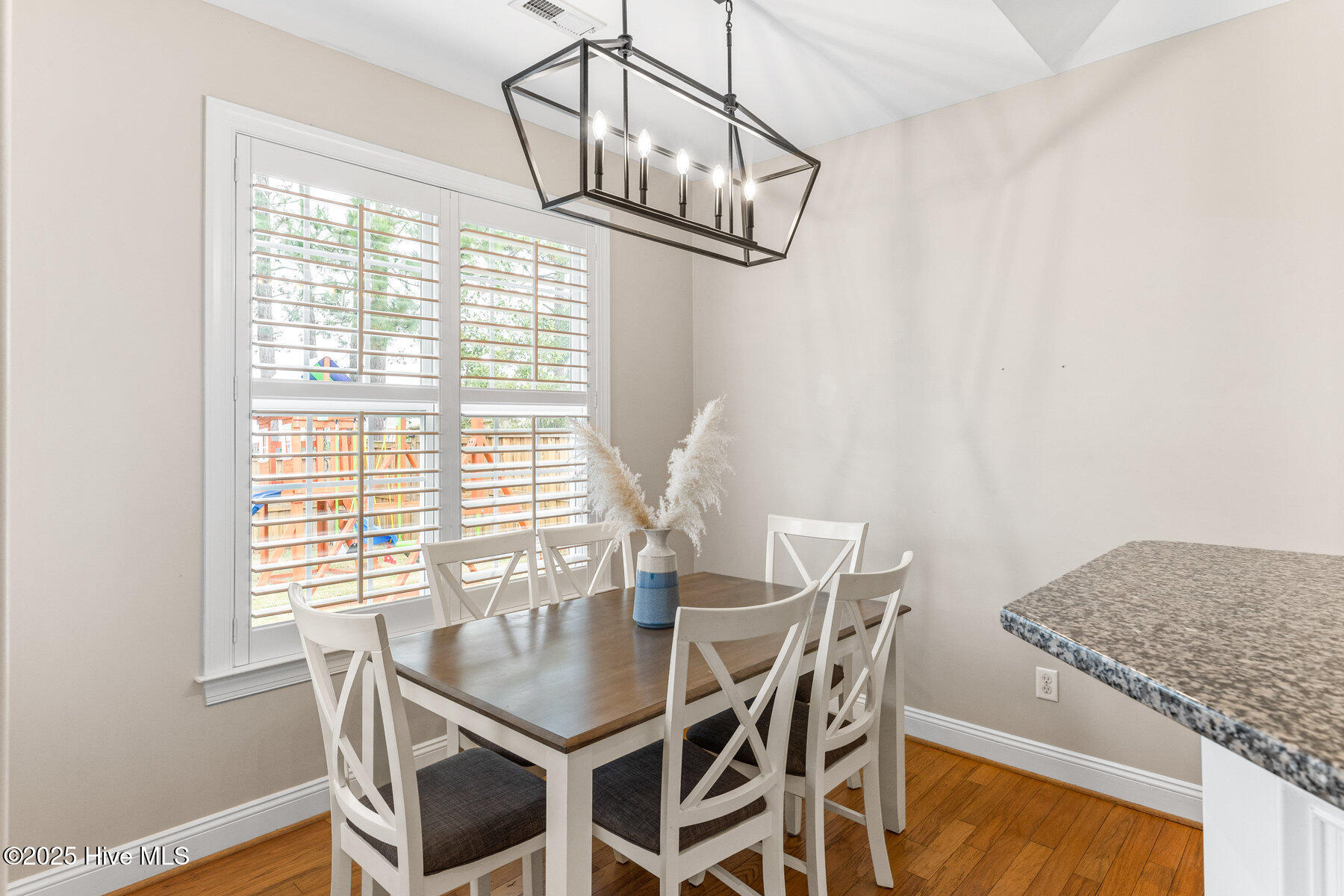 249 Palm Grove Drive, Wilmington, NC 28411 – photo 13: 013_249_palm_grove_drive-13_648