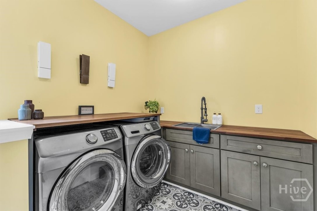 182 Old River Road, Bloomingdale, GA, 31302