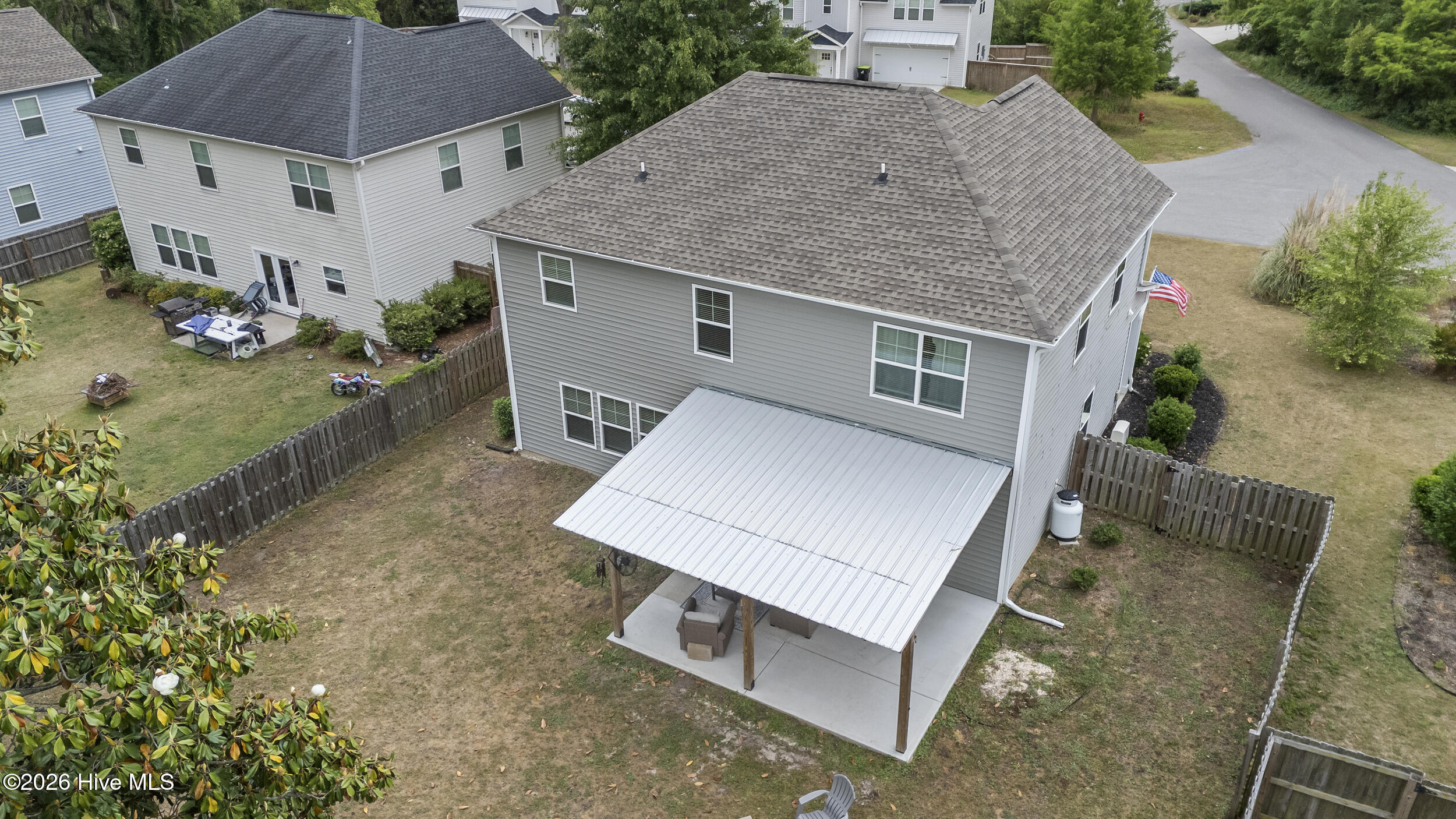 100570482 | Photo 30