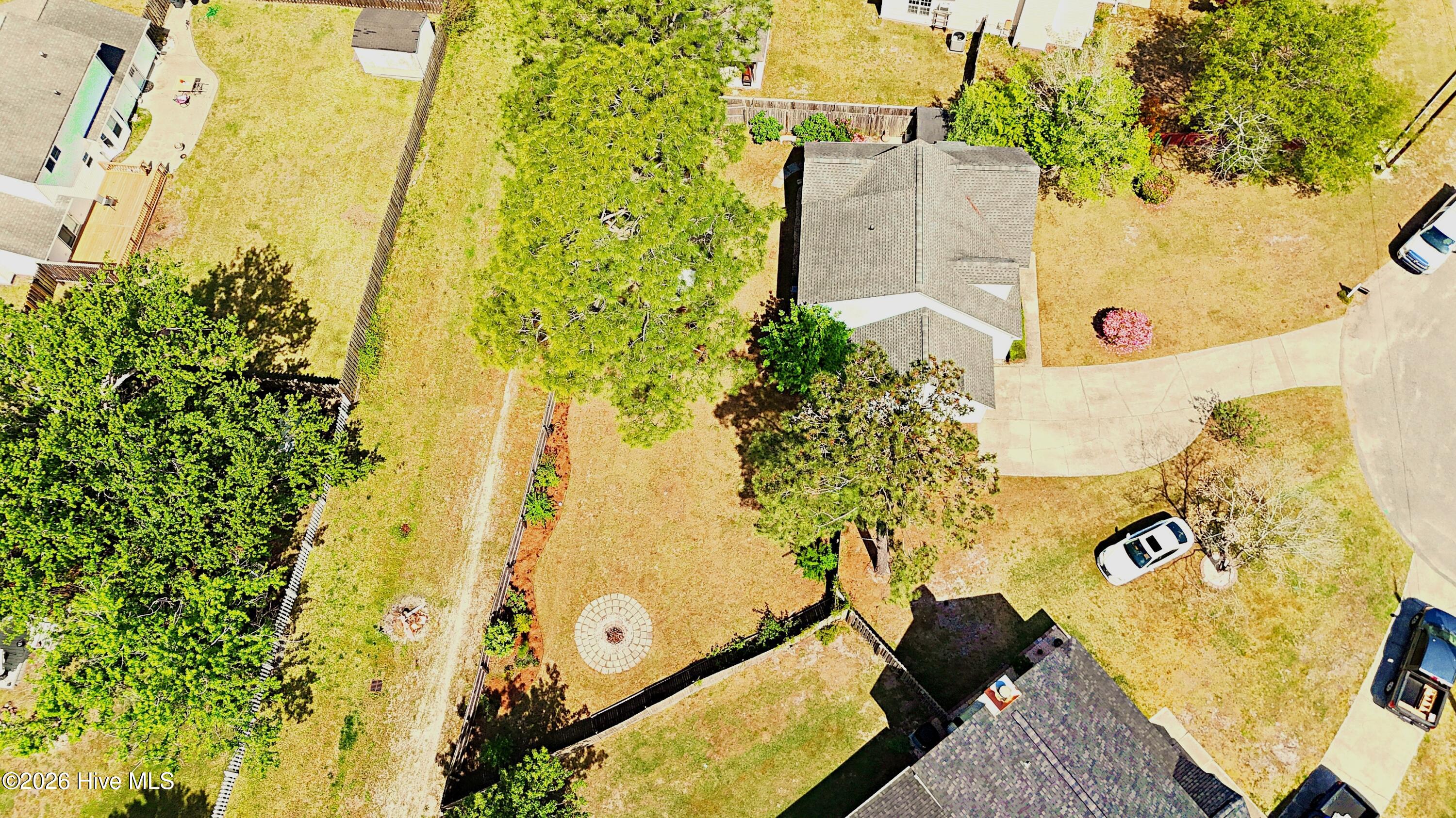 100567707 | Photo 51