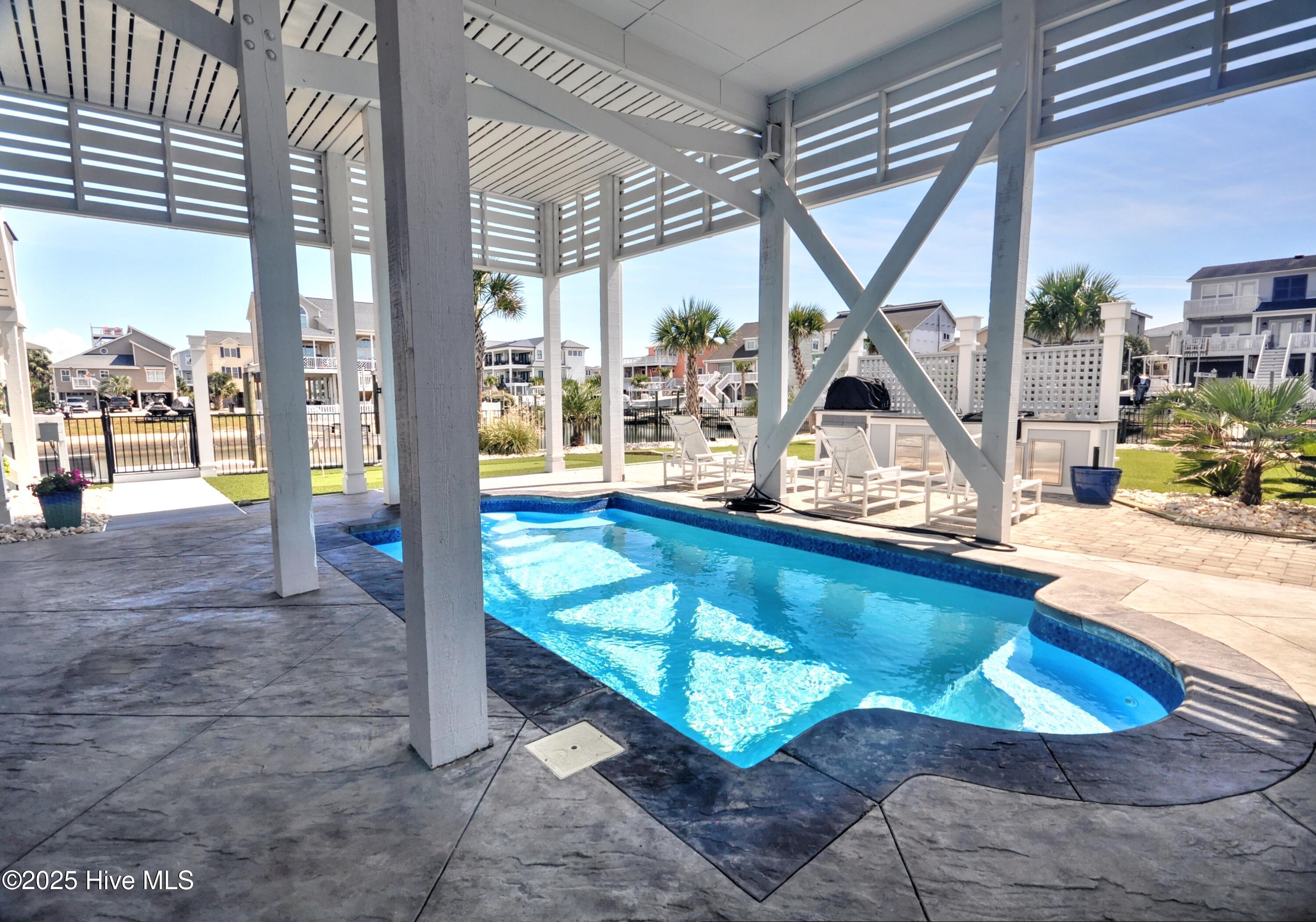 100533074 | Photo 29