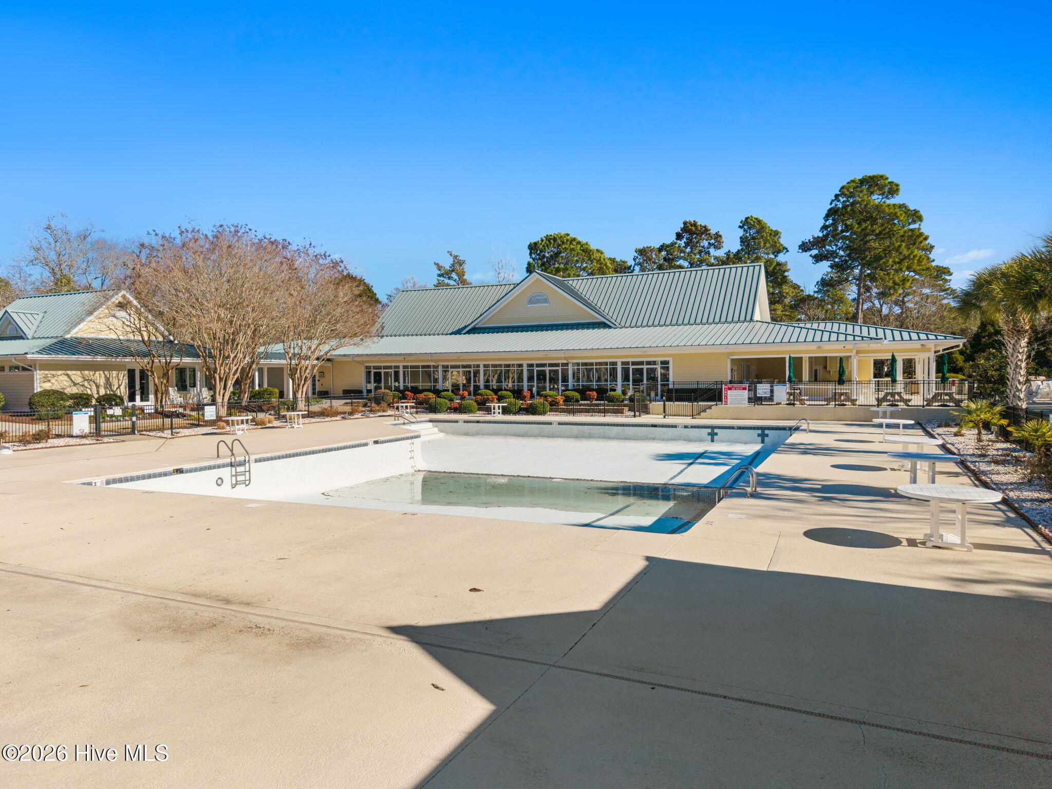 100553599 | Photo 83